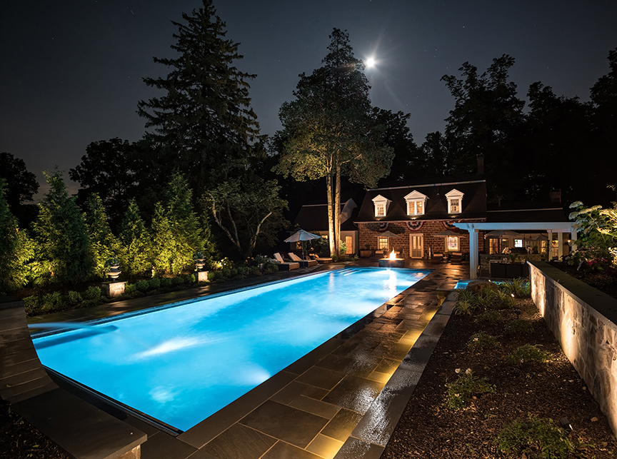 Distinctive Design, Distinctive Design Management, Landscape Construction, Landscape architecture, landscape design, Scenic Landscaping, built in grills, custom pool construction, low voltage lighting, LED lighting, Lynx grills, appliances, landscap