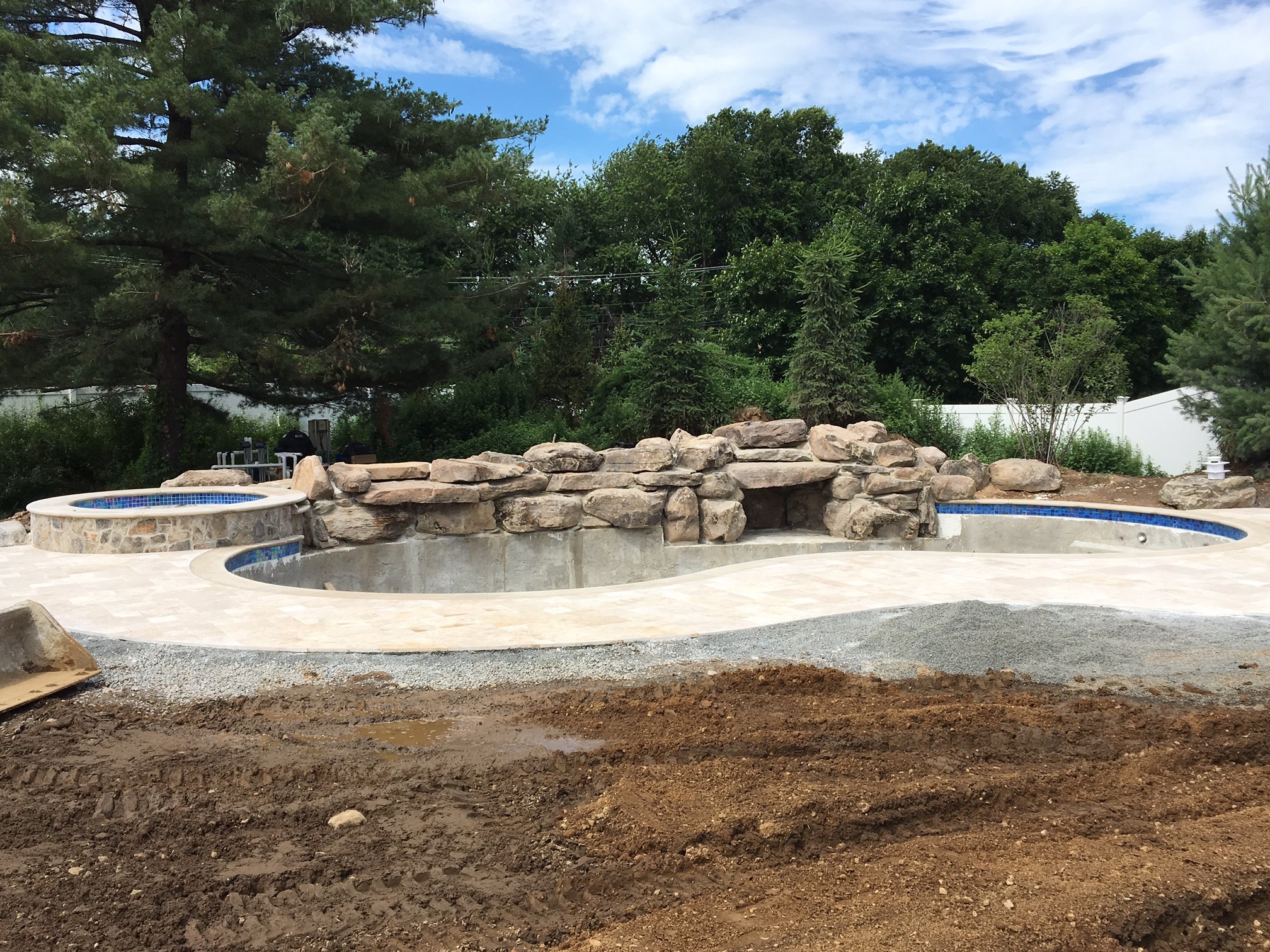 Distinctive-Design-Management_Pool-design-Wayne-NJ_progress_4.jpg