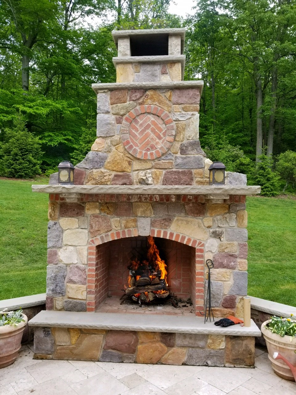Distinctive-Design-Management_NJ-Outdoor-Fireplace-design.jpg