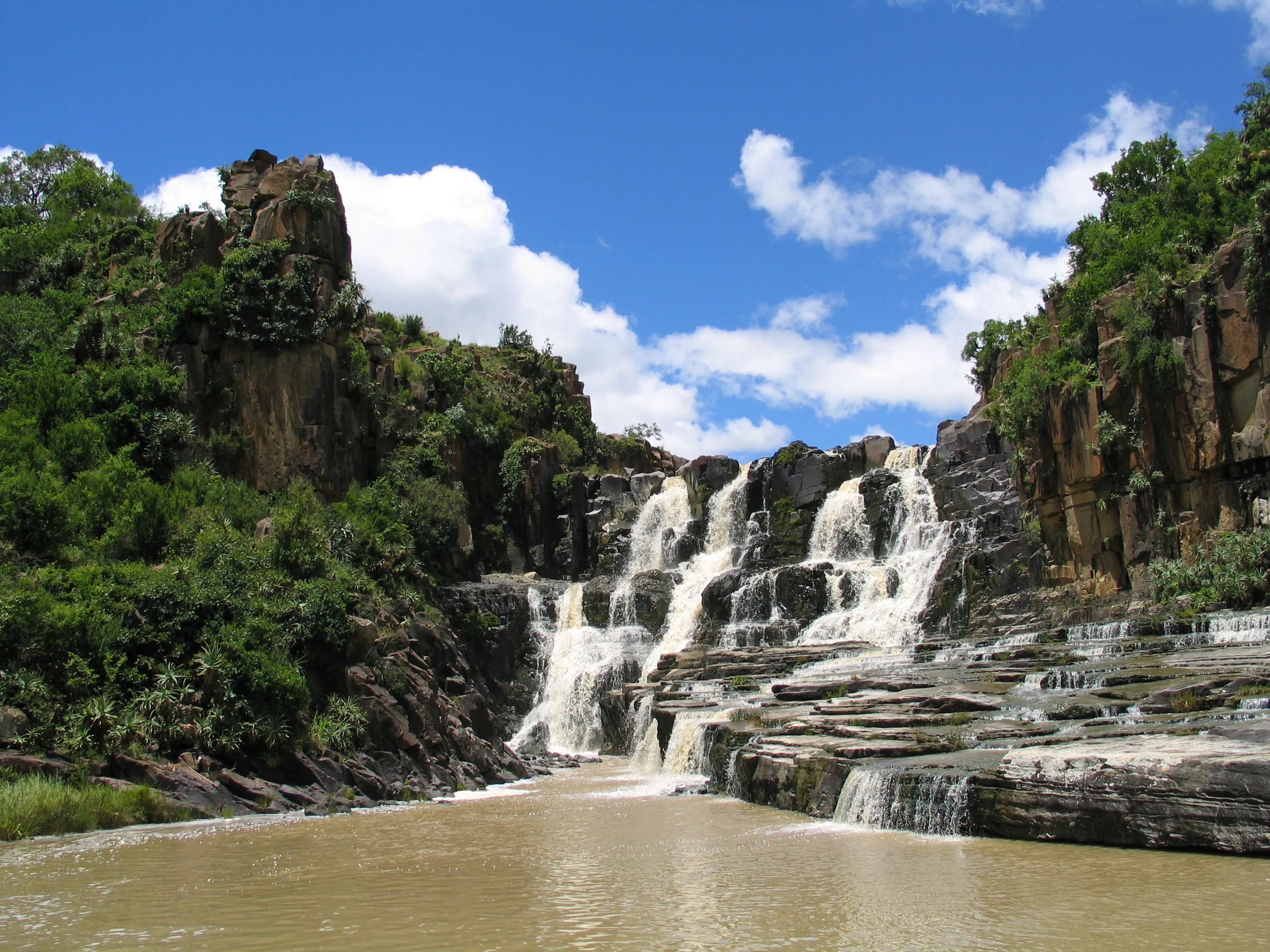 water-fall-paradise-1359130.jpg