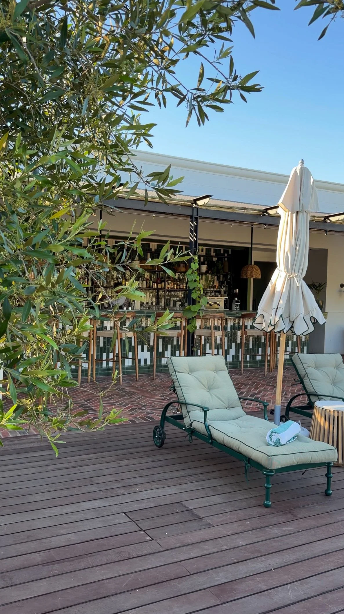 spier-hotel-pool bar.jpg