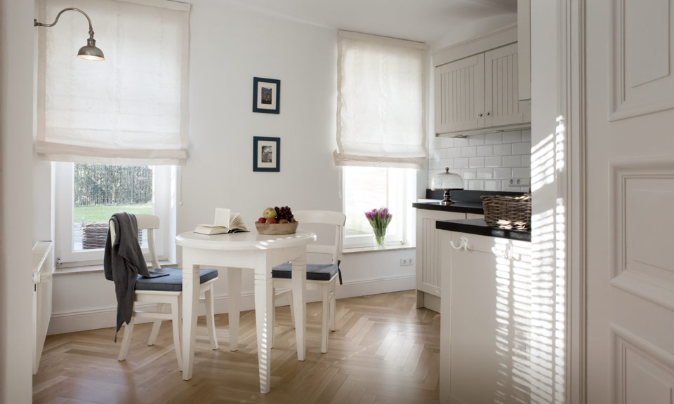 Wohnbeispiel: Zwei Küchen mit viel Platz zum Kochen mit der Familie oder mit Freunden