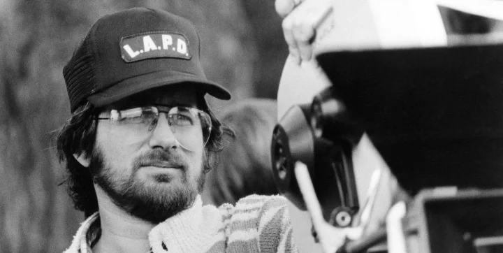 stevenspielberg-80s-hat-camera.jpg