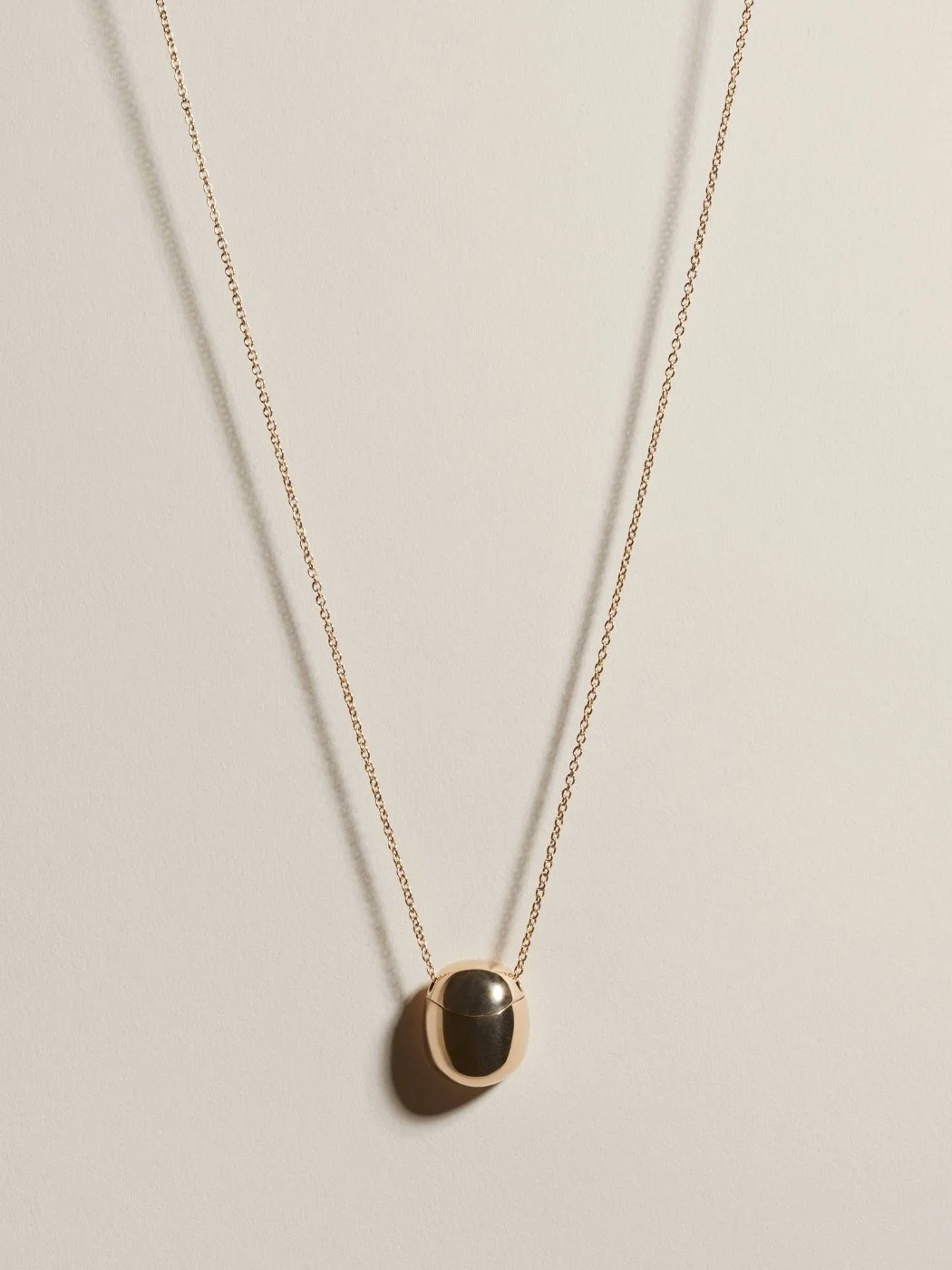 our Objet pendant
