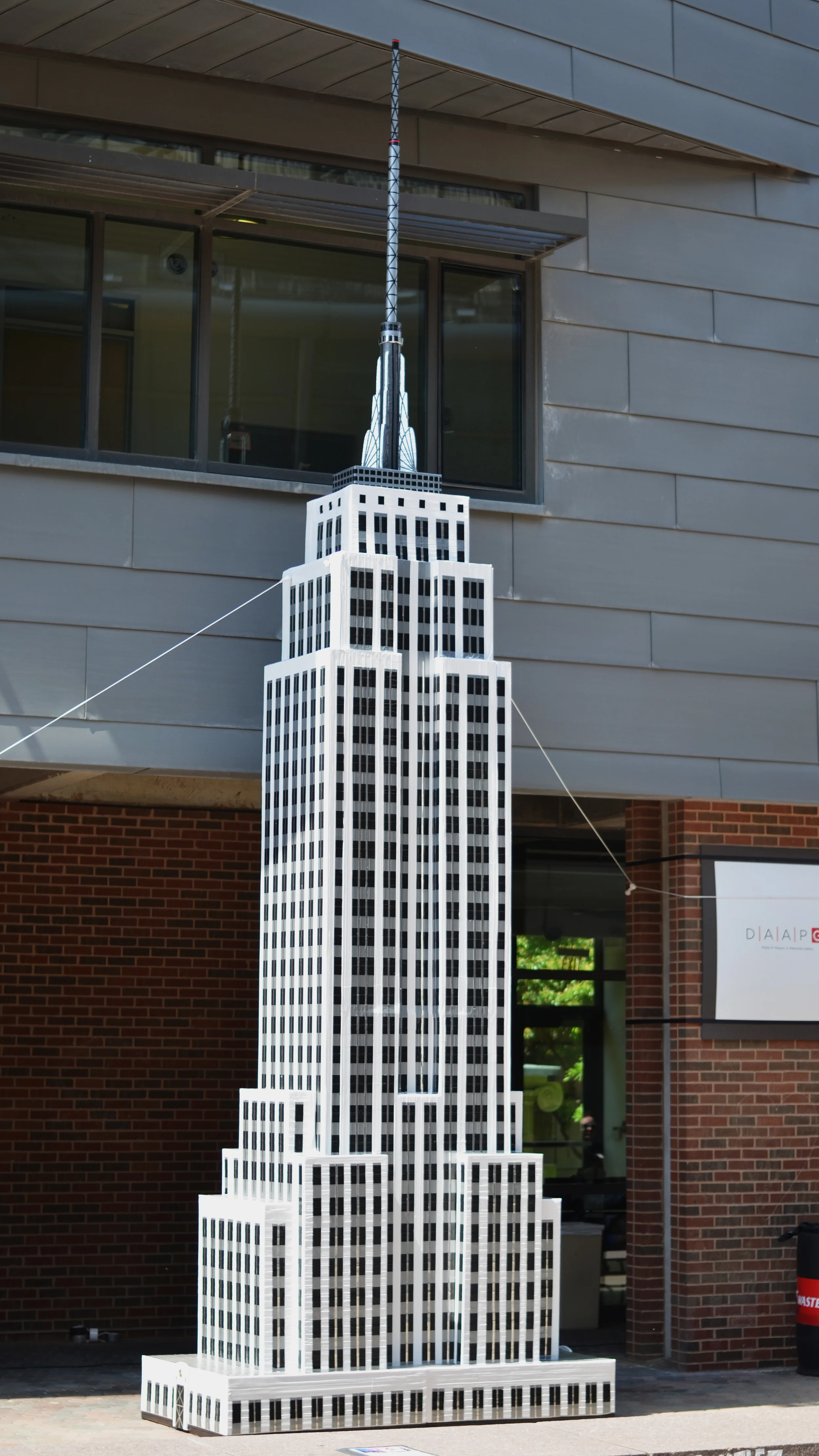 1:60 scale Empire State Building
