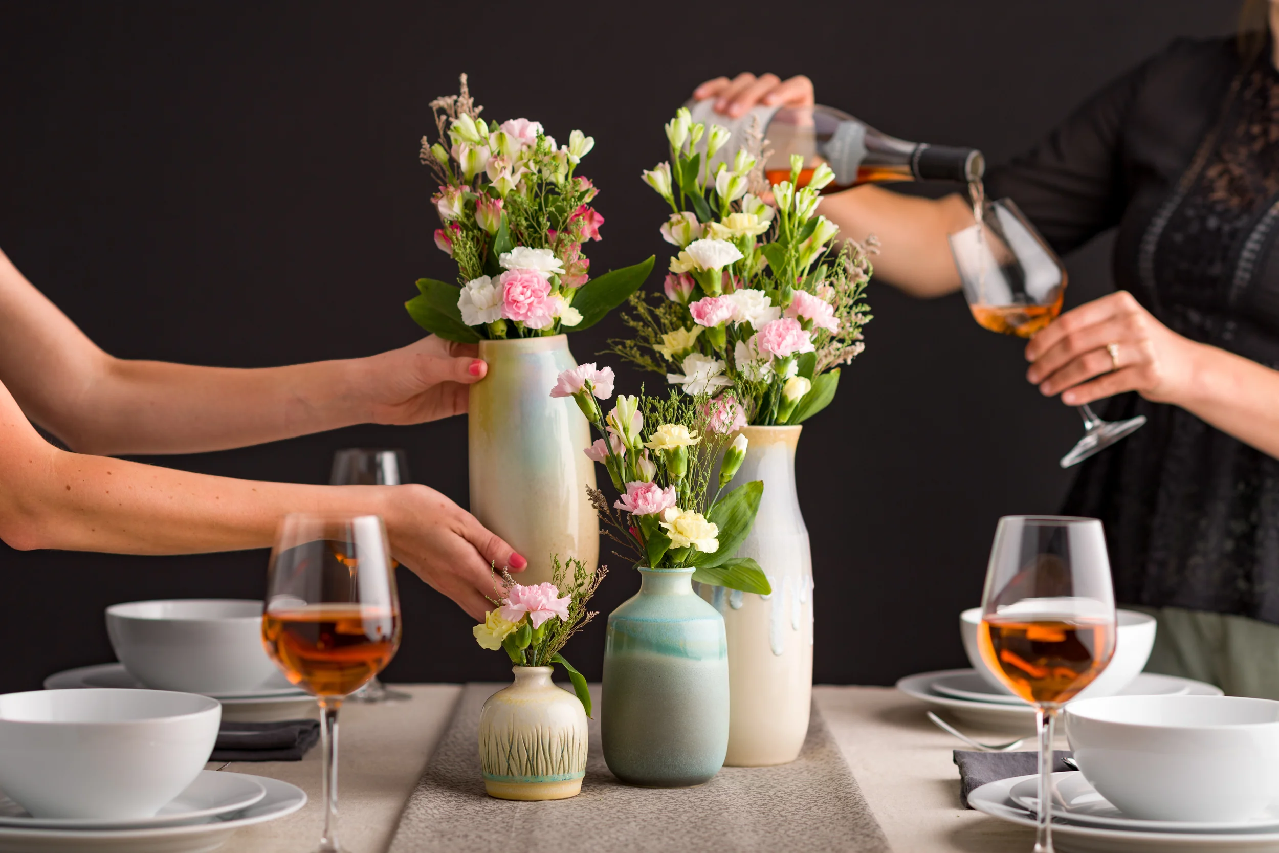 Hand_Thrown_Vases_Romance_Card_Jul_2018_2_WEB.jpg
