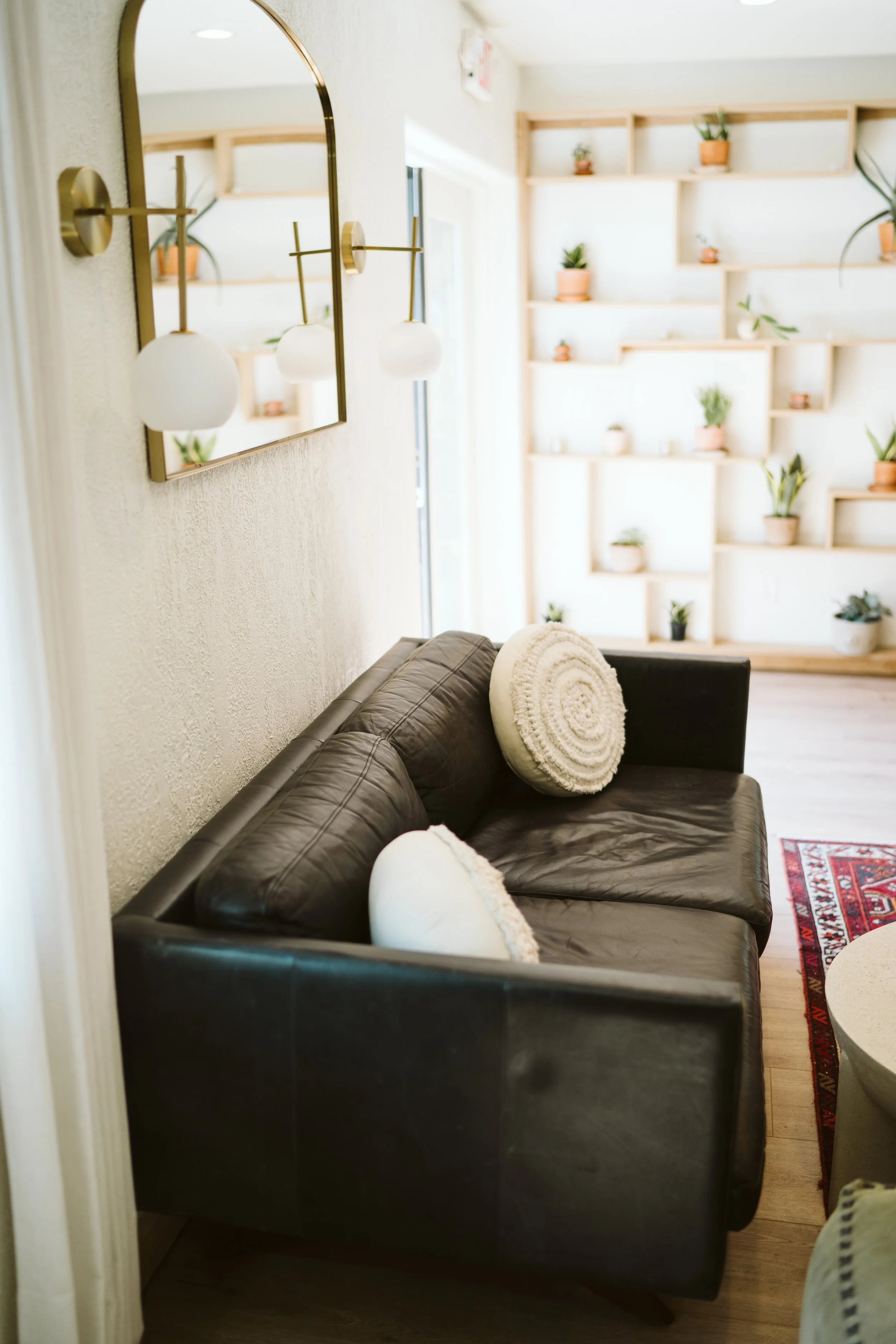 Bright open living space captured by Tango Photo Residential Home Short Term Rental — Charleston and Summerville SC commercial real estate photography