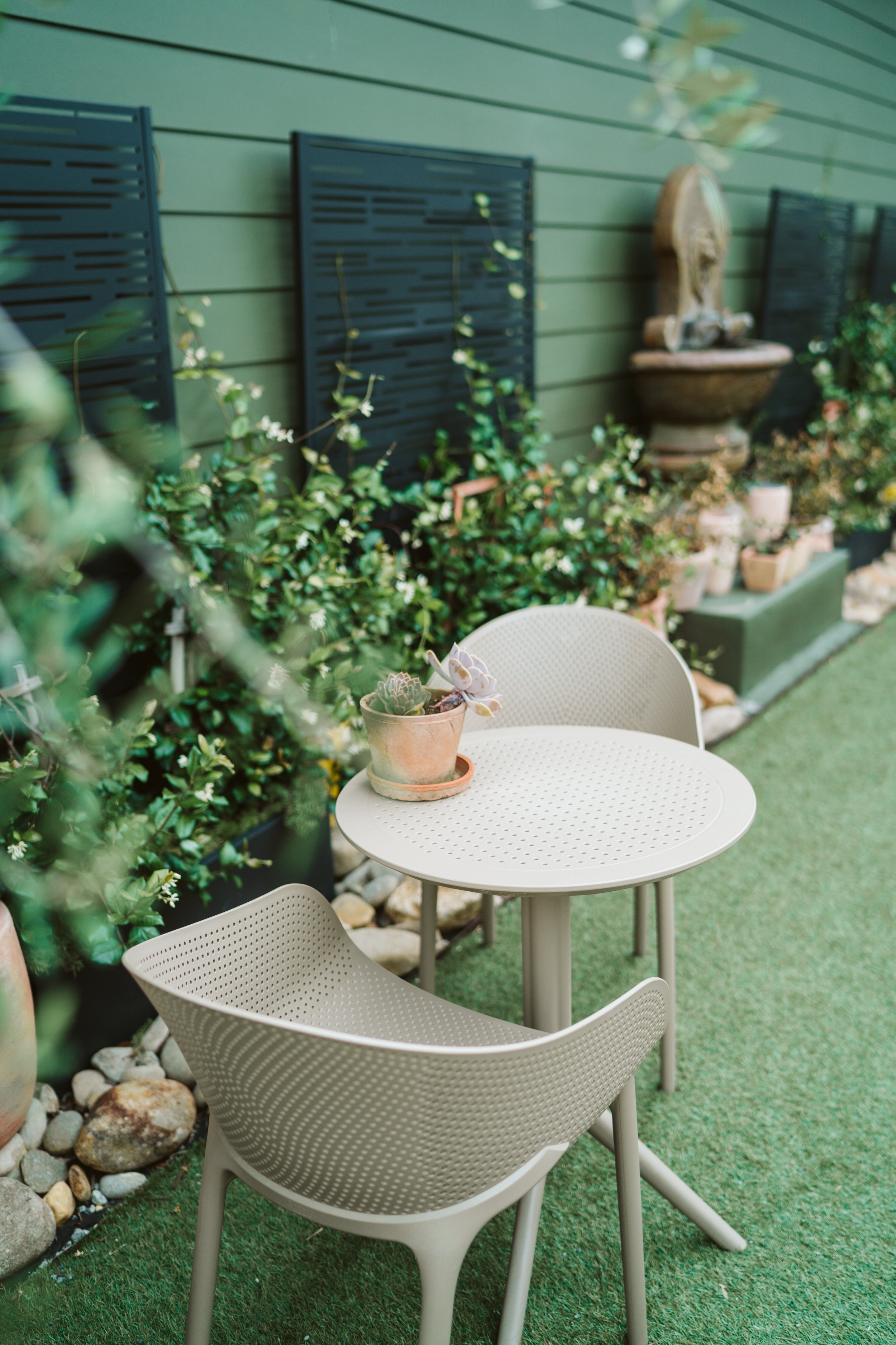 Outdoor patio commercial venue photography by Tango Photo — Charleston and Summerville SC commercial real estate photographer