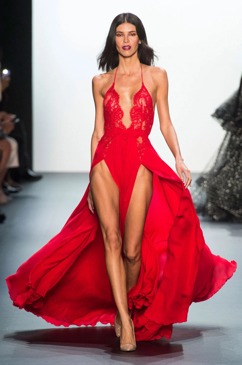elle-nyfw-ss17-collections-michael-costello-31-imaxtree.jpg