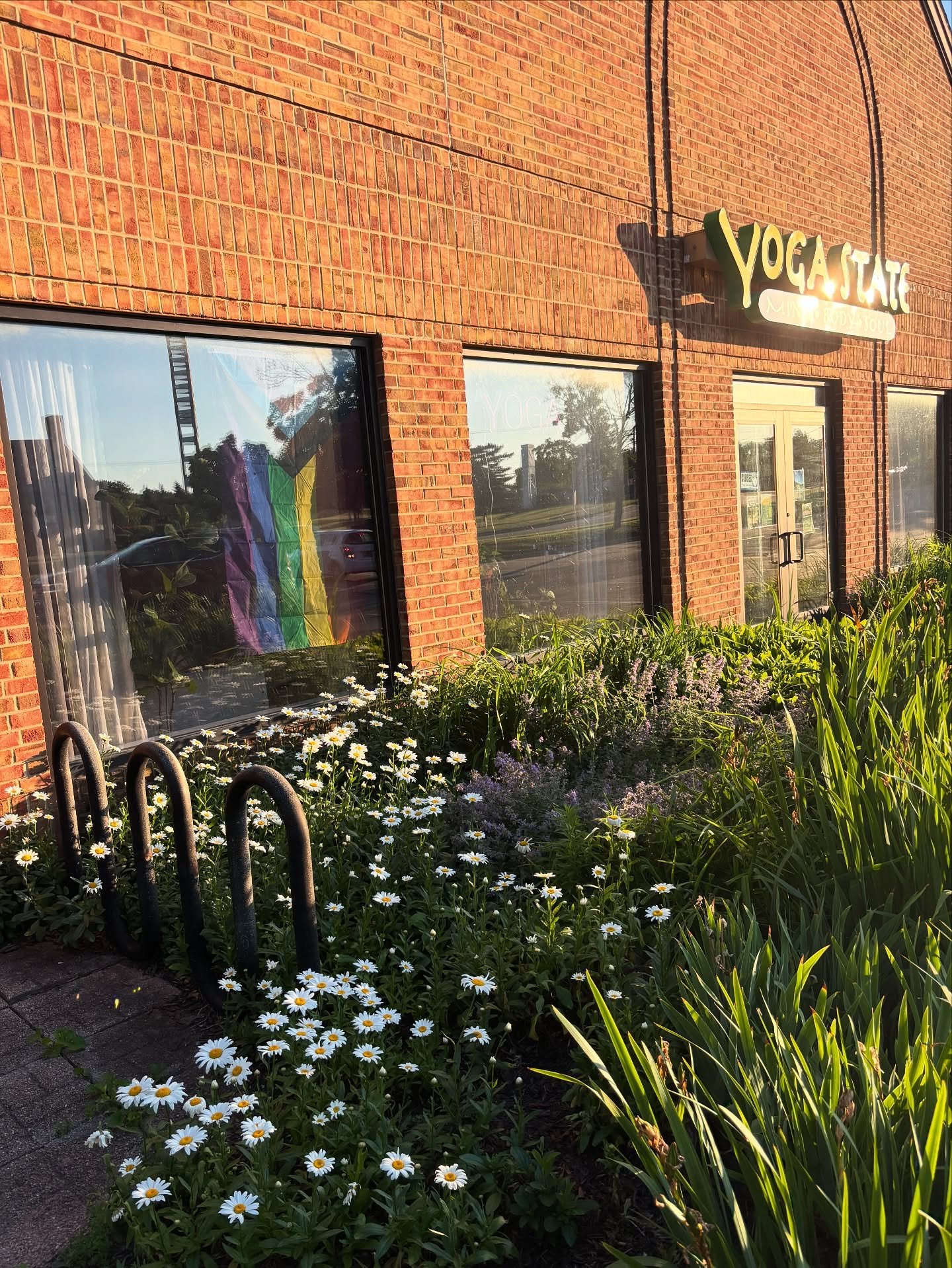 Summer is the season of energy!! Channel yours on the mat or on the bike. Move with us! 🌞🧘‍♀️🚴‍♀️
Monday
5:15PM-OKEMOS Hot Vinyasa with Cami
7:00pm-East Lansing Light Vinyasa with Jenna
7:00pm-OKEMOS Warming up to Yoga with Anna
Tuesday