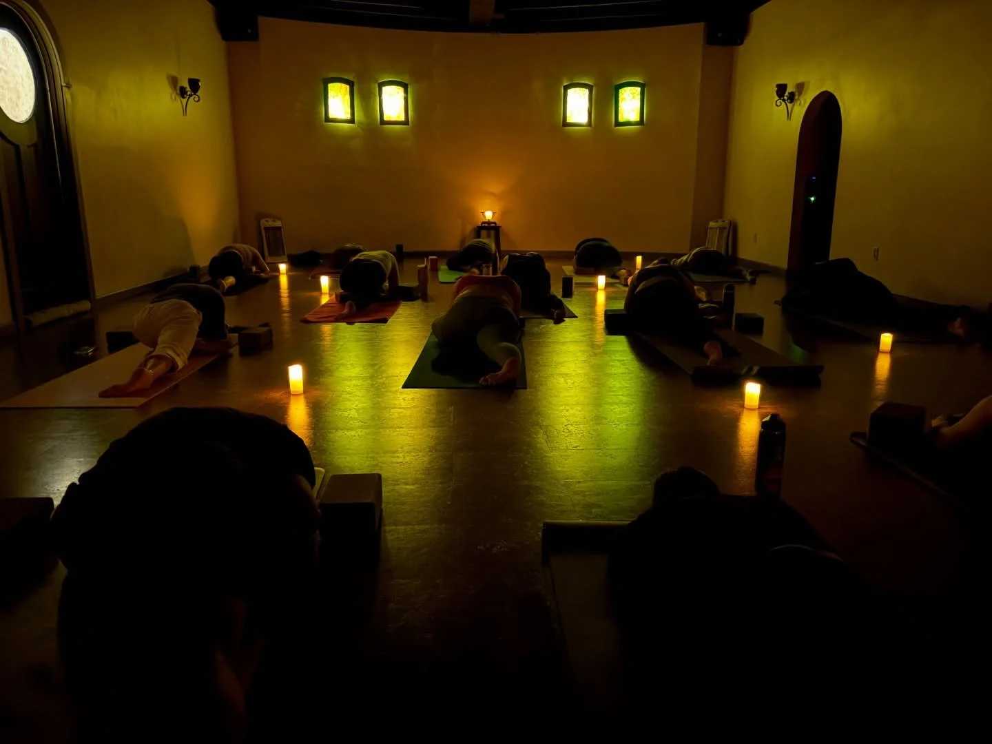 Thursday
7:00am-O Ride Yogi Ride with Laura
8:00am-EL Hot Pilates with Esme
4:30pm-O Mat Pilates with Esme
5:45pm-O Hot Vinyasa with Bry
5:45pm-EL Soul Sweat Vinyasa with Kaylynn
7:00pm-O Hot Vinyasa with Aleah

Friday
6:00pm-O Hot Vinyasa with Grace