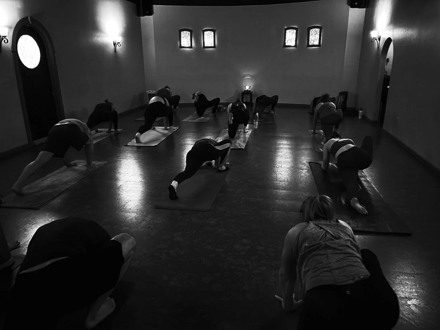 Monday
9:45am-O Hot Vinyasa with Jen
4:30pm-EL Hot Pilates with Esme
5:30pm-O Light Vinyasa with Juli
5:45pm-EL Candlelight Hot Vinyasa with Jen
6:00pm-O Tempo Spin with Carrie
6:45pm-O Hot Vinyasa with Thomas
7:00pm-EL Hot Vinyasa with Aleah

Tuesda