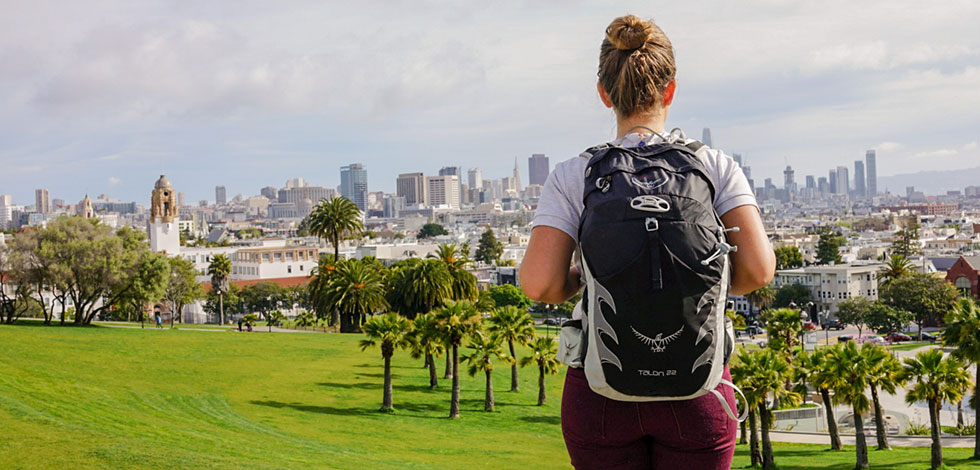 How to Pack Light for a Week: Tips, Lists, and Bags