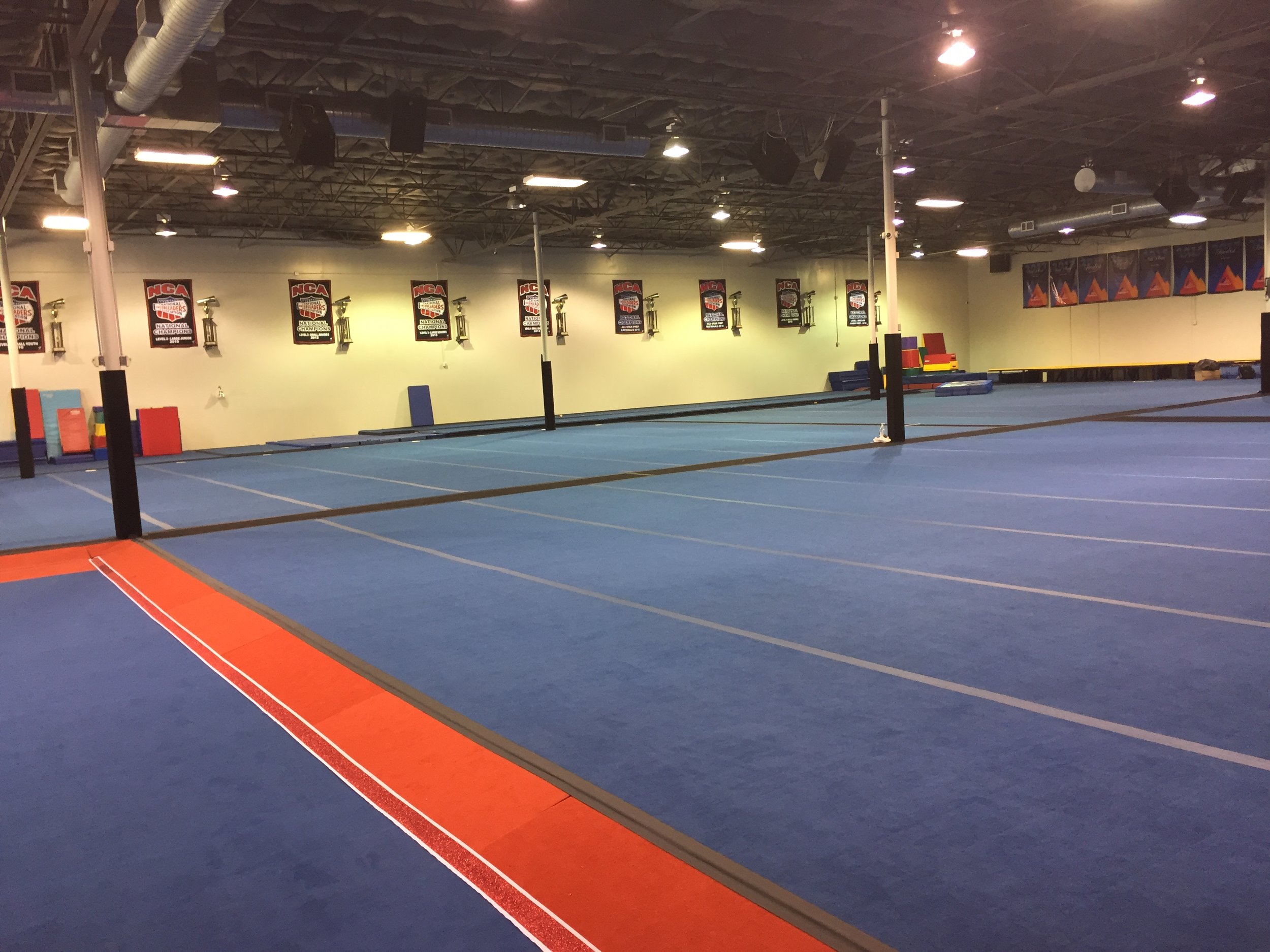cheerleading floor