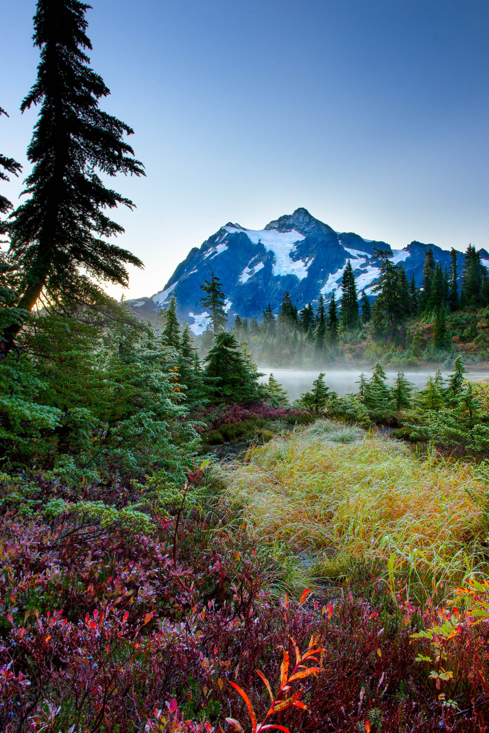 Fall at Picture Lake
