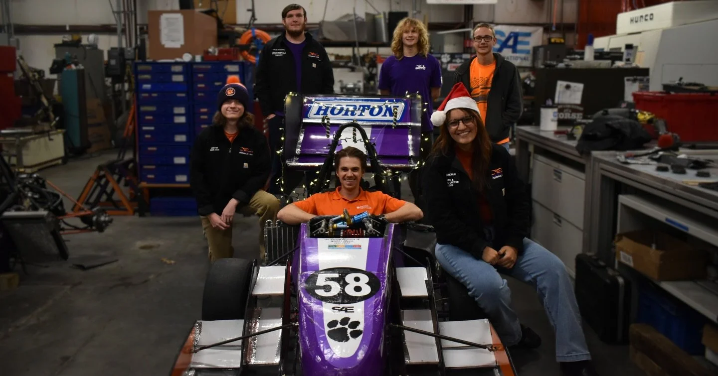 From our Clemson Formula SAE family to yours, we wish you a Merry Christmas and a joyful holiday season! 🎄

#Tiger25 #ClemsonFSAE #FormulaSAE #FSAE #FormulaStudent #Motorsports #RaceCar #Racing #RaceTeam #STEM #Engineering #Automotive #Christmas #Me