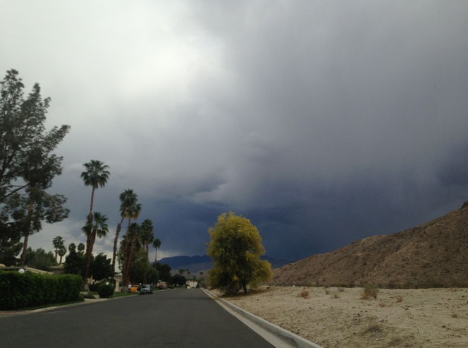 Summer thunderstorm moving into Palm Desert.