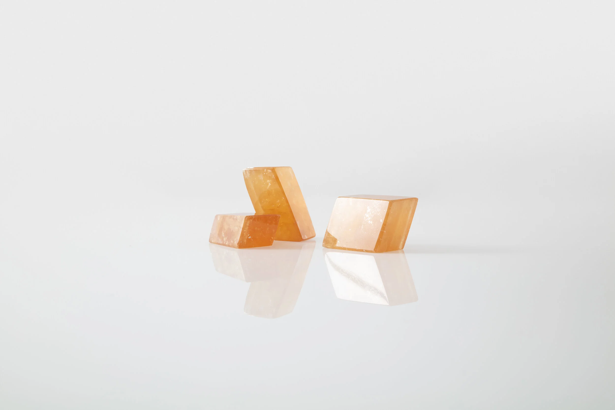 Optical Yellow Geometric Calcite