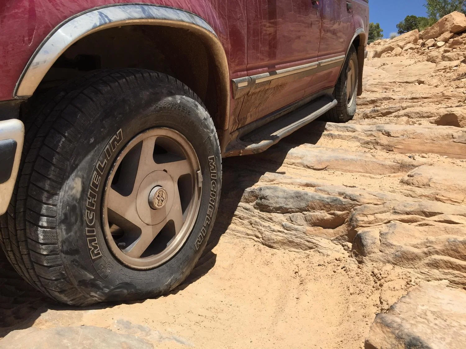 Trail_TowerArch_obstacle1C.jpg