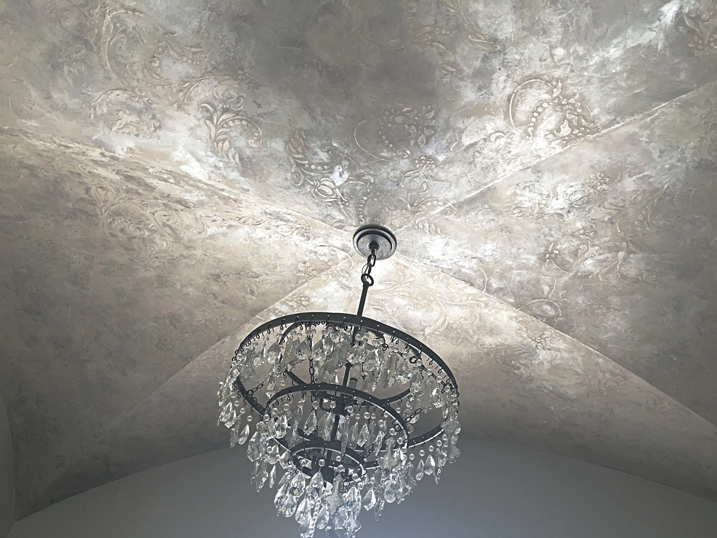 Lusterstone embedded stencil