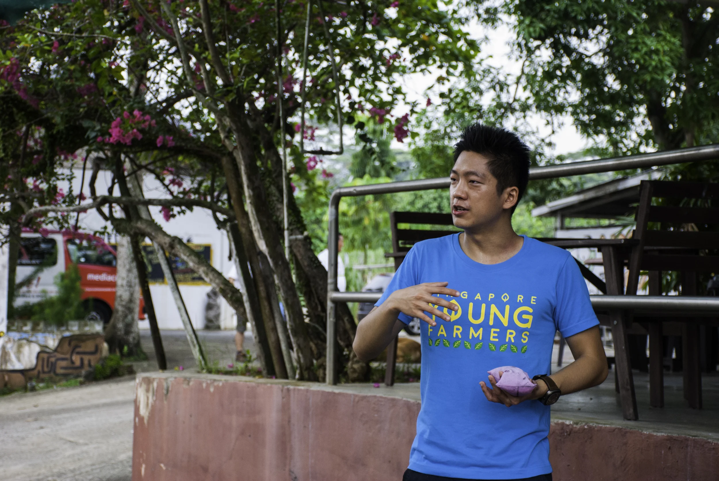 Our enthusiastic volunteer, Wei Liang facilitating the ice breaker session! 