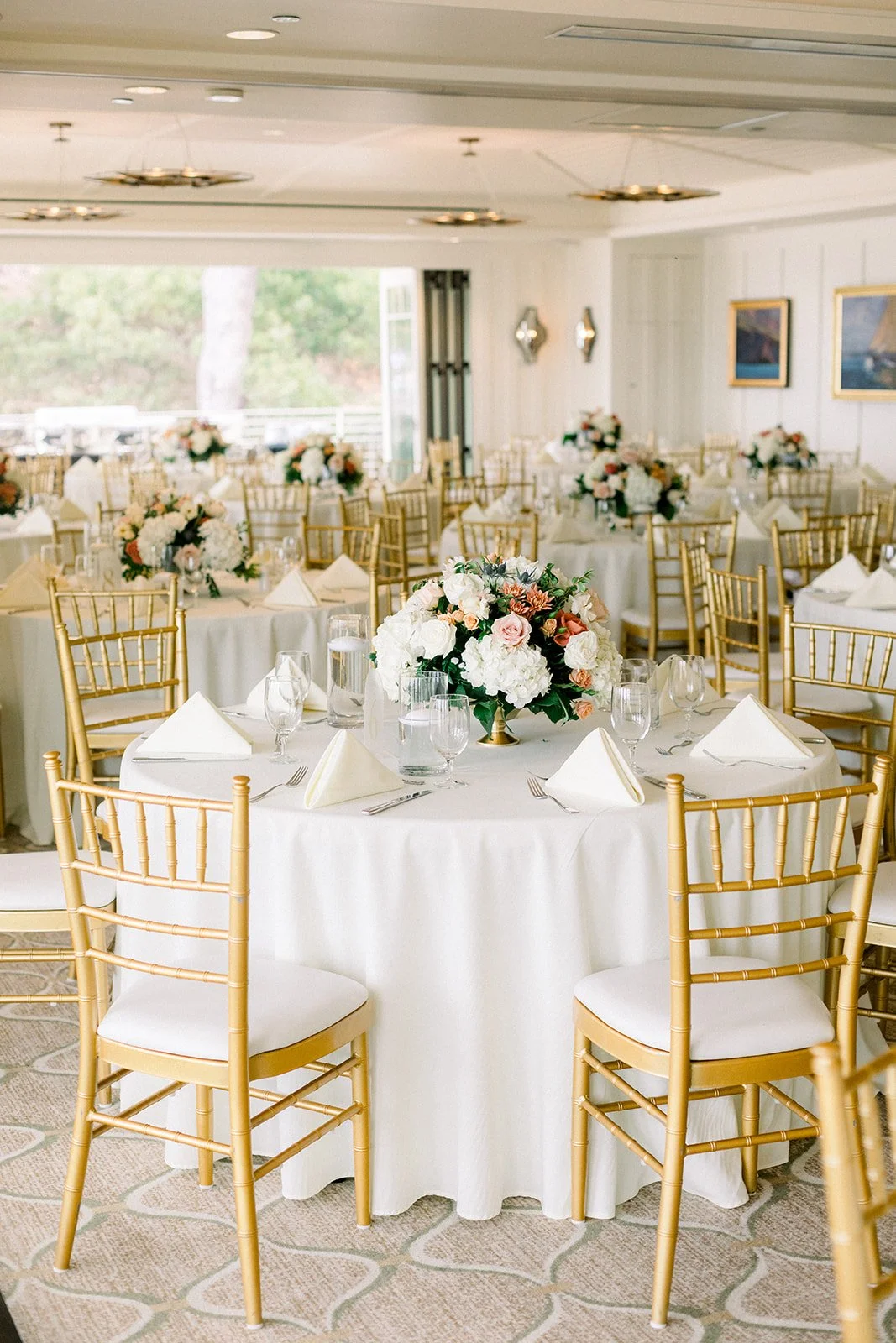 Oceanfront reception space at Descanso Beach Club in Avalon