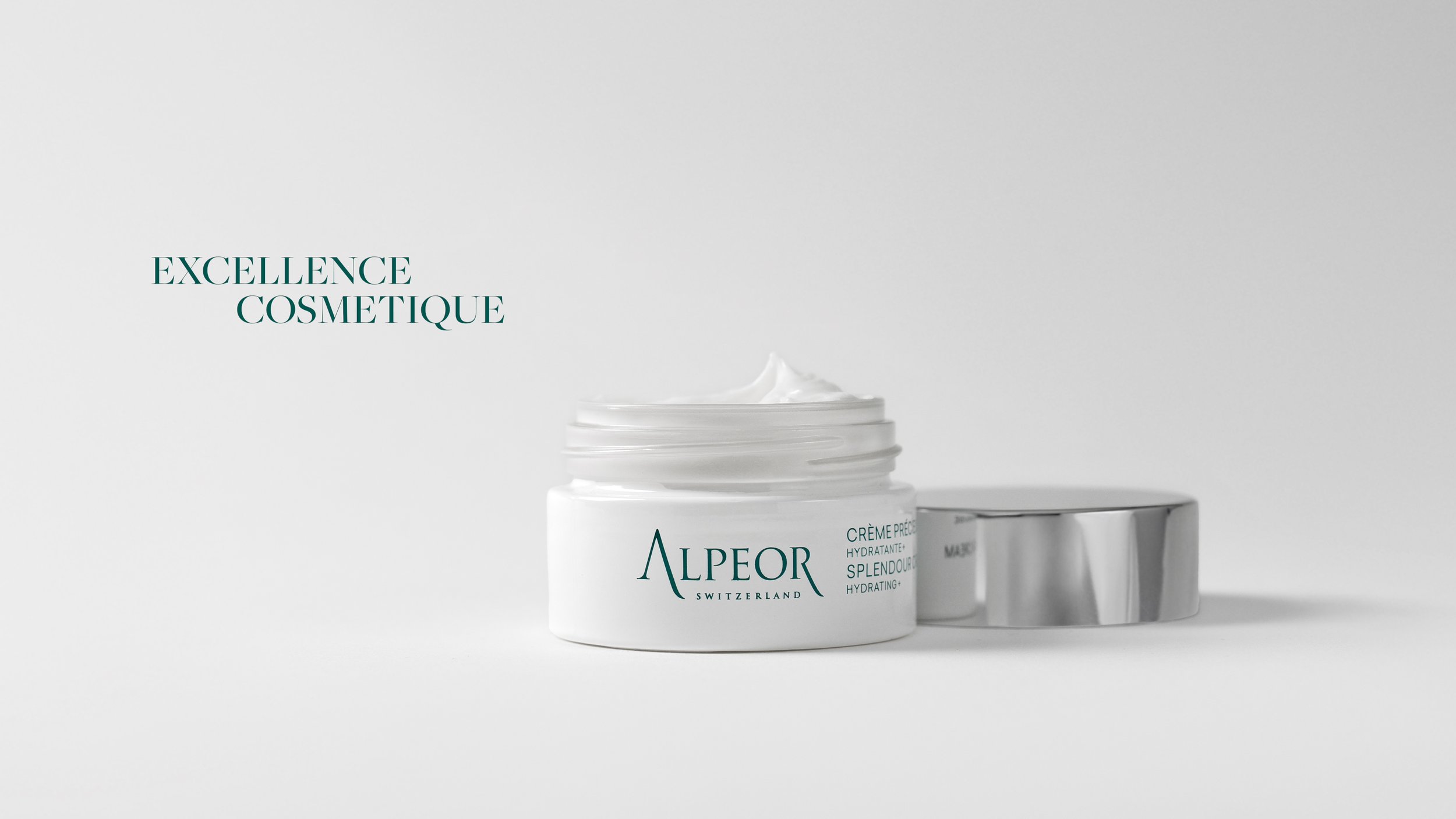 ALPEOR PRORES SANS SOUS TITRES.00_00_27_13.Still004.jpg