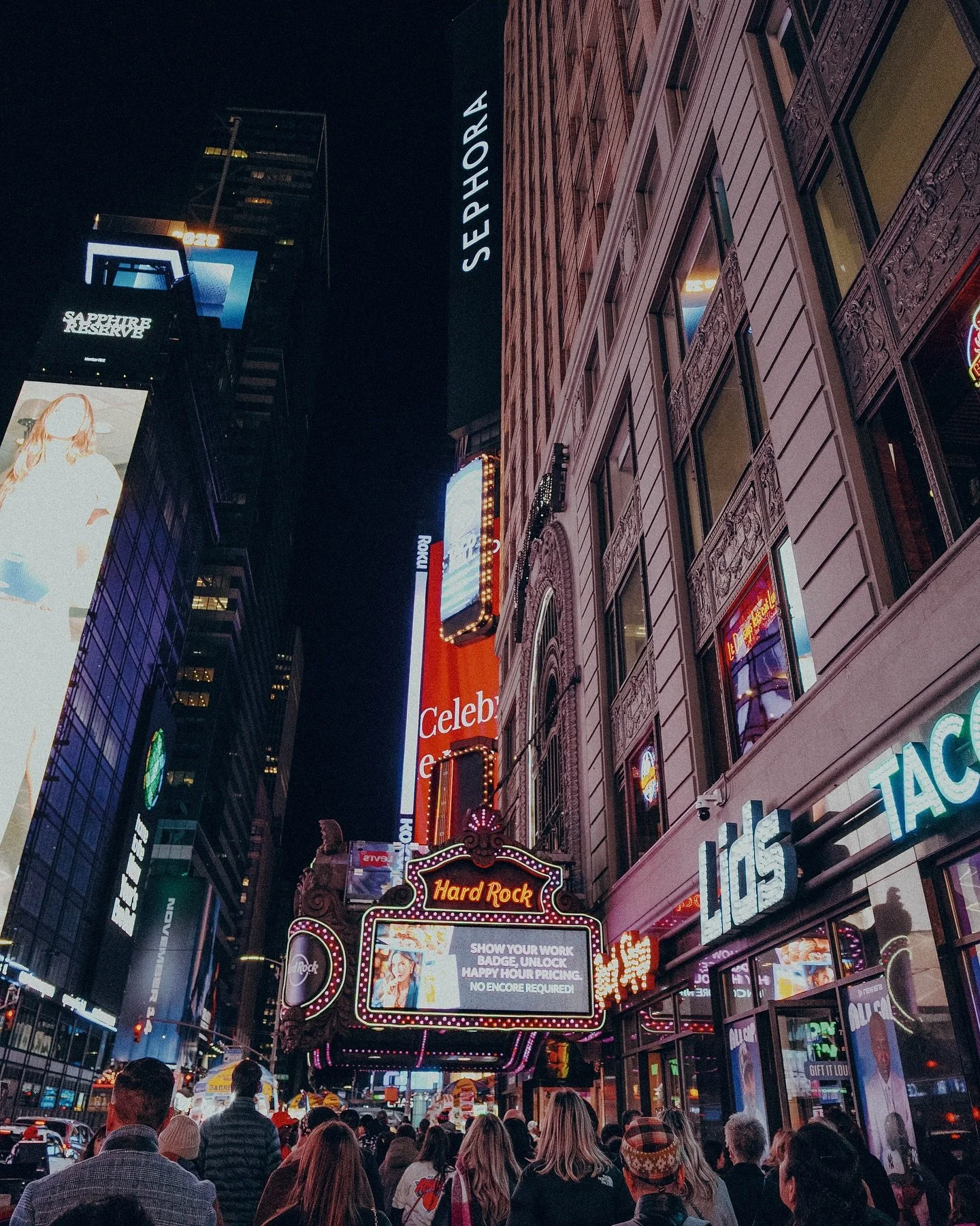 NY Time Square is what your brain looks like on LSD 
.
#ny #timesquare #streetphotography