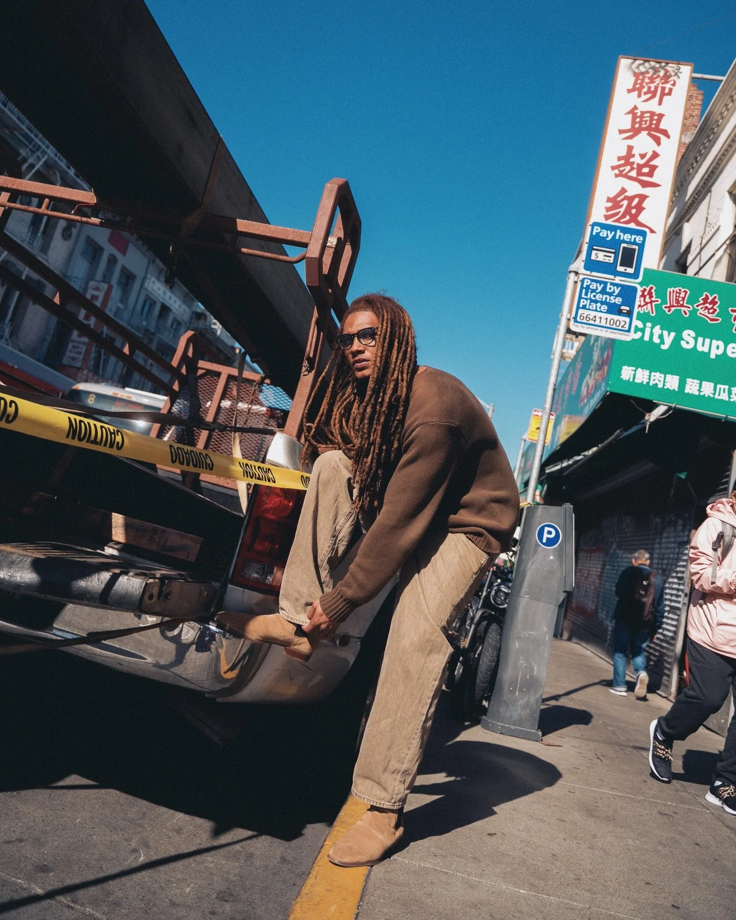 San Francisco vibes in China Town with @jaynoclout @max_dridi @iampntz 
.
#sanfrancisco #contentshoot #explorer
