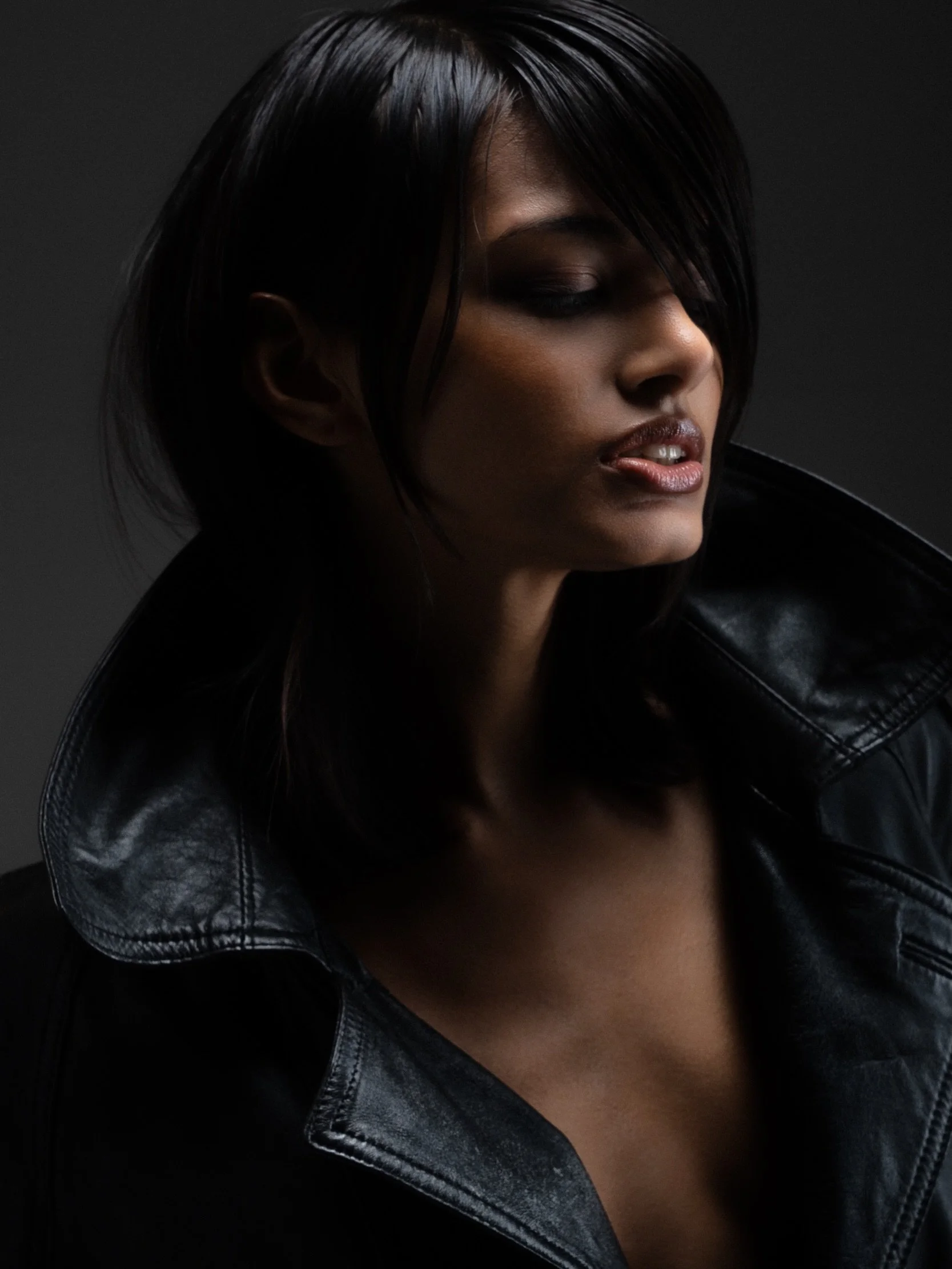 The emotion in the eyes @jasmine.asia @jadoremodelsagency shot at @6degreesstudiouk