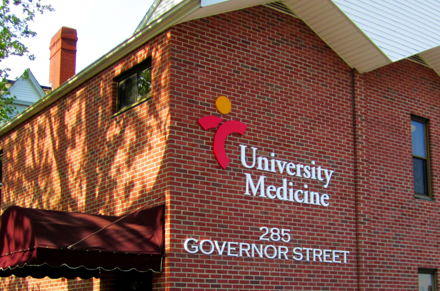   University Medicine Exterior ID Signs  