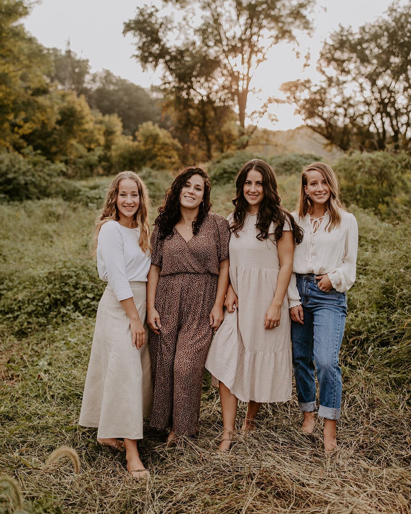 The hands behind the florals of Moss + Vine. Honored that I get to create beside my sisters. @__annasage__ @tessa_benner @artistbynature.co  Captured by the very talented @sarah.brookhart