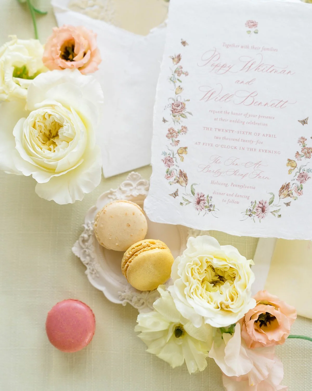 Pretty Details.

Venue:&nbsp;@innatbarleysheaffarm
Design/Planner/Decor:&nbsp;@eventsbygillianandco
Photography:&nbsp;@kirstenannphotography
Videography:&nbsp;@patrickkellyfilms
Florals:&nbsp;@mossandvineeventdesign
Rentals:&nbsp;@partyrentalltd
Ston