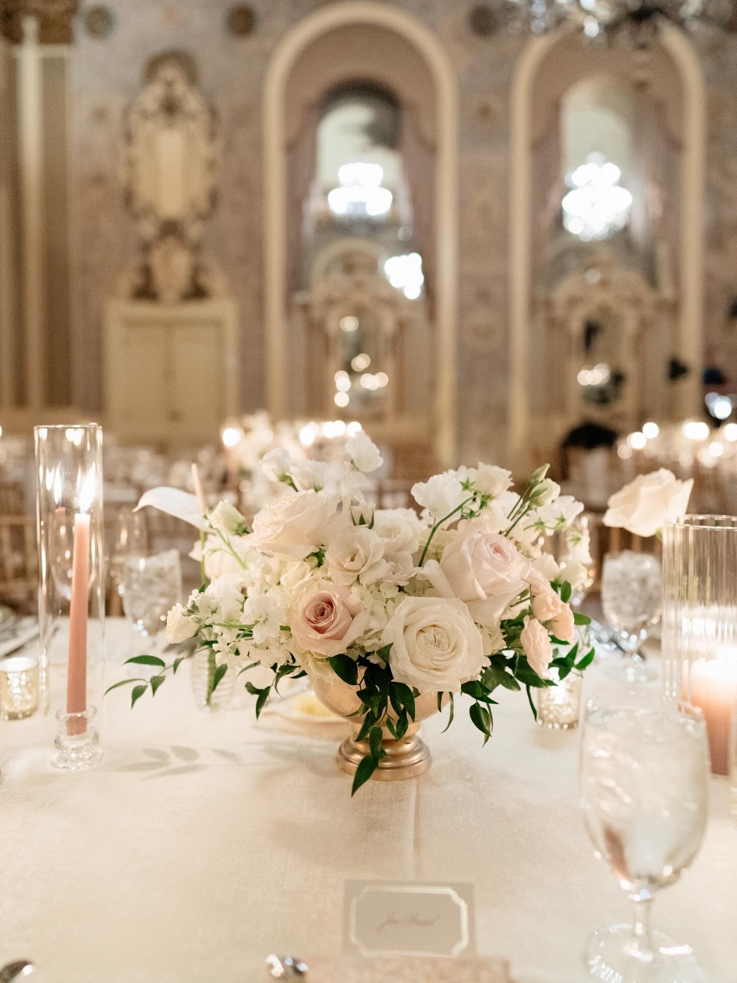 We were so happy with how our florals complemented Nikki and Dan&rsquo;s intentionally designed tablescape for their December wedding at Hotel DuPont. Every detail came together so beautifully. 

Venue @hotel_dupont
Photography: @caterina_photography