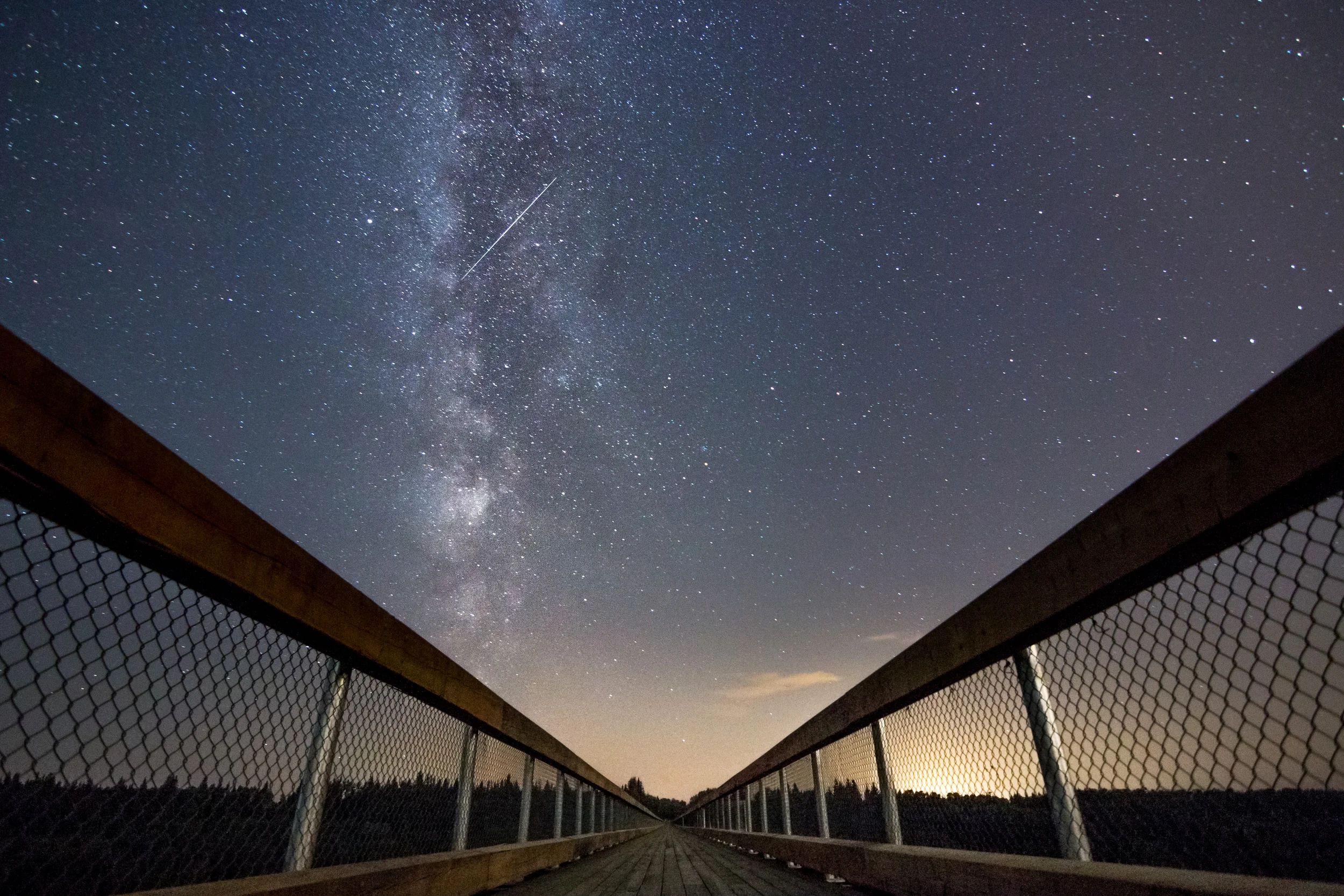 Bridge to the Milky Way