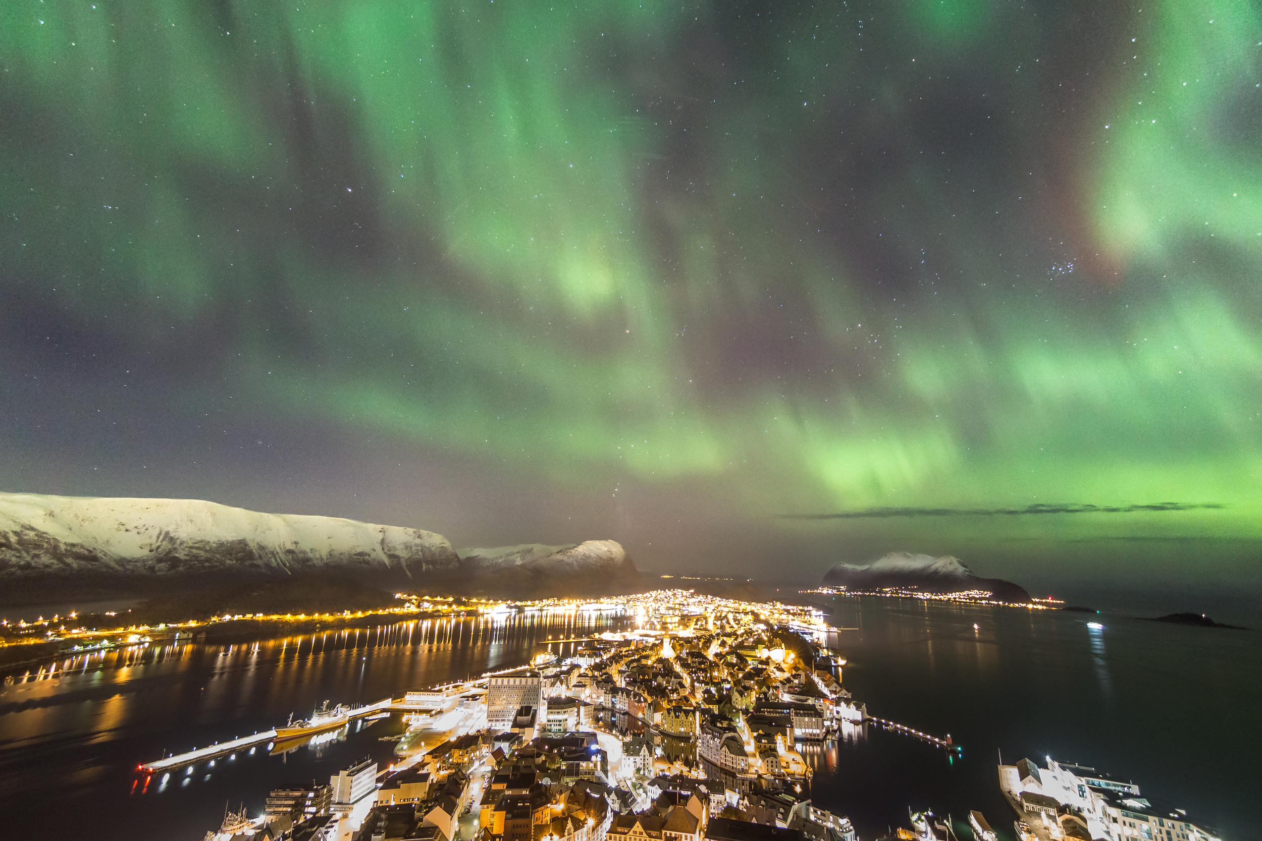 Lights over Lights