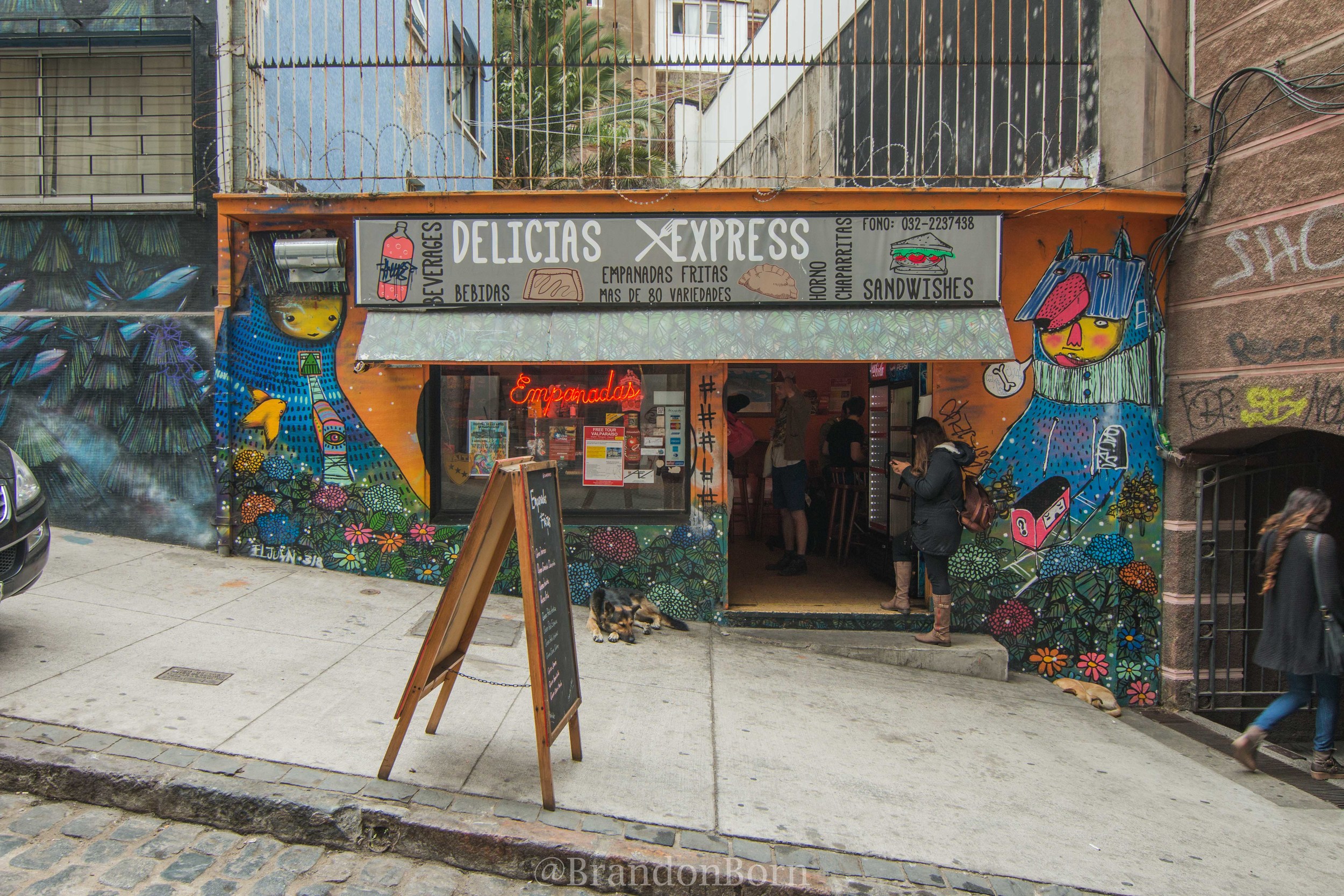 Best empanada shop in all of Valparaiso! 