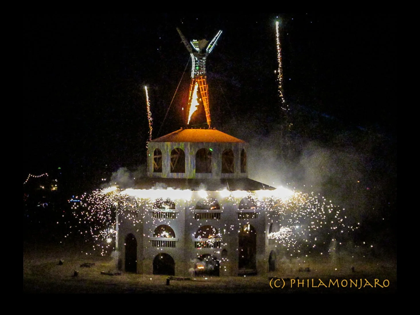 ¡De Playa a Fallas! philamonjaro  bm2012-8859_2.jpg