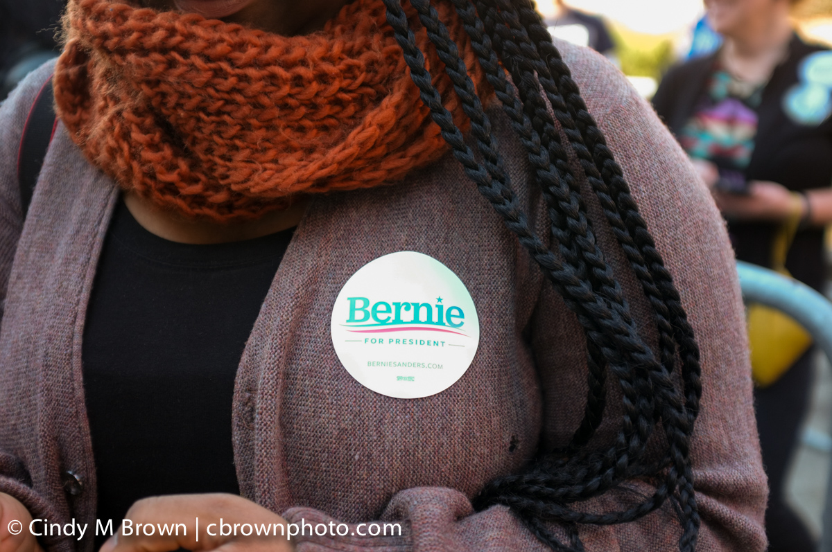 DO20160216-Bernie-Buttons1003.jpg