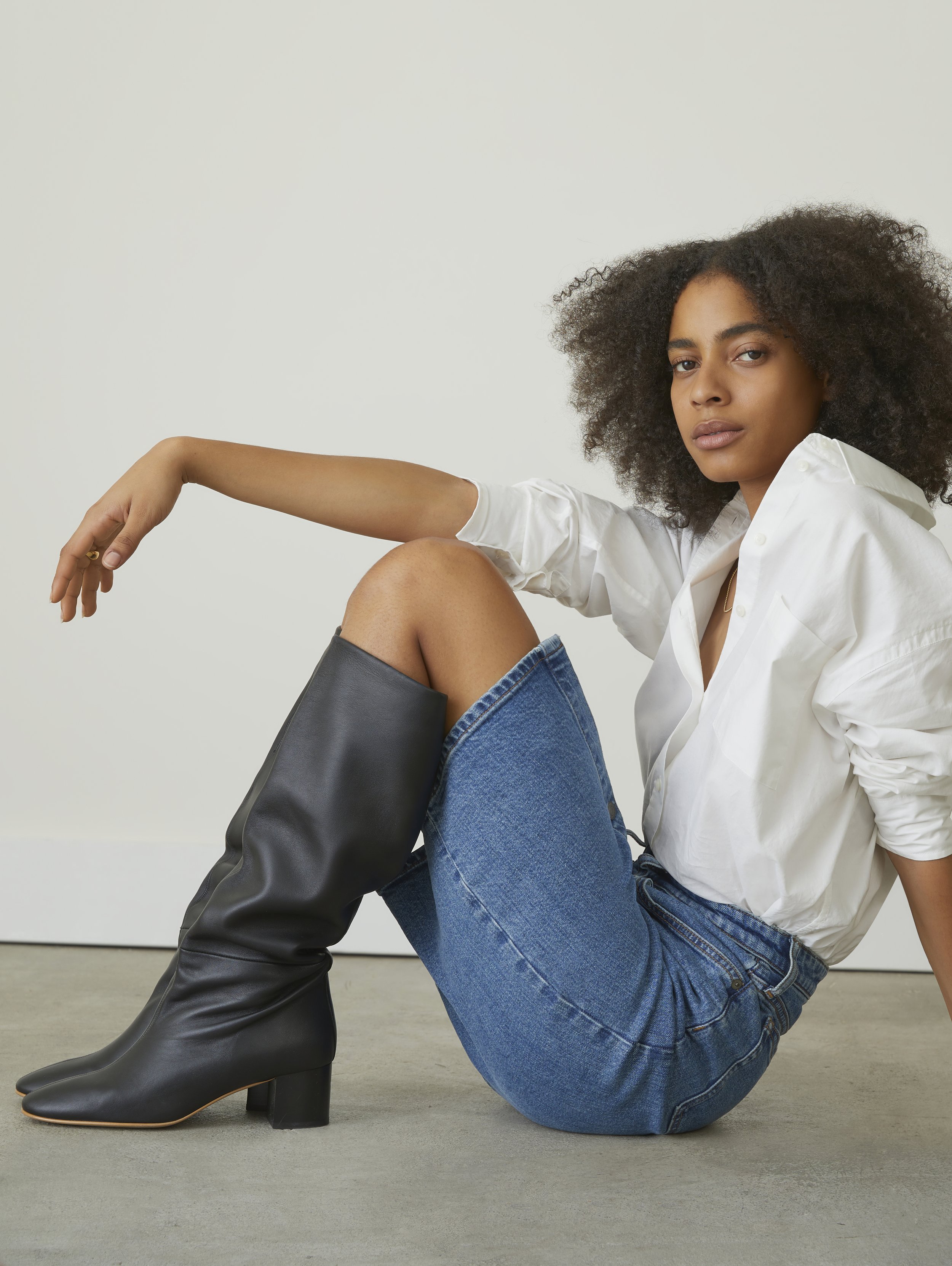 20191101_ABatz_Everlane_Editorial_Amelia_HighShaftBoot_1299.jpg