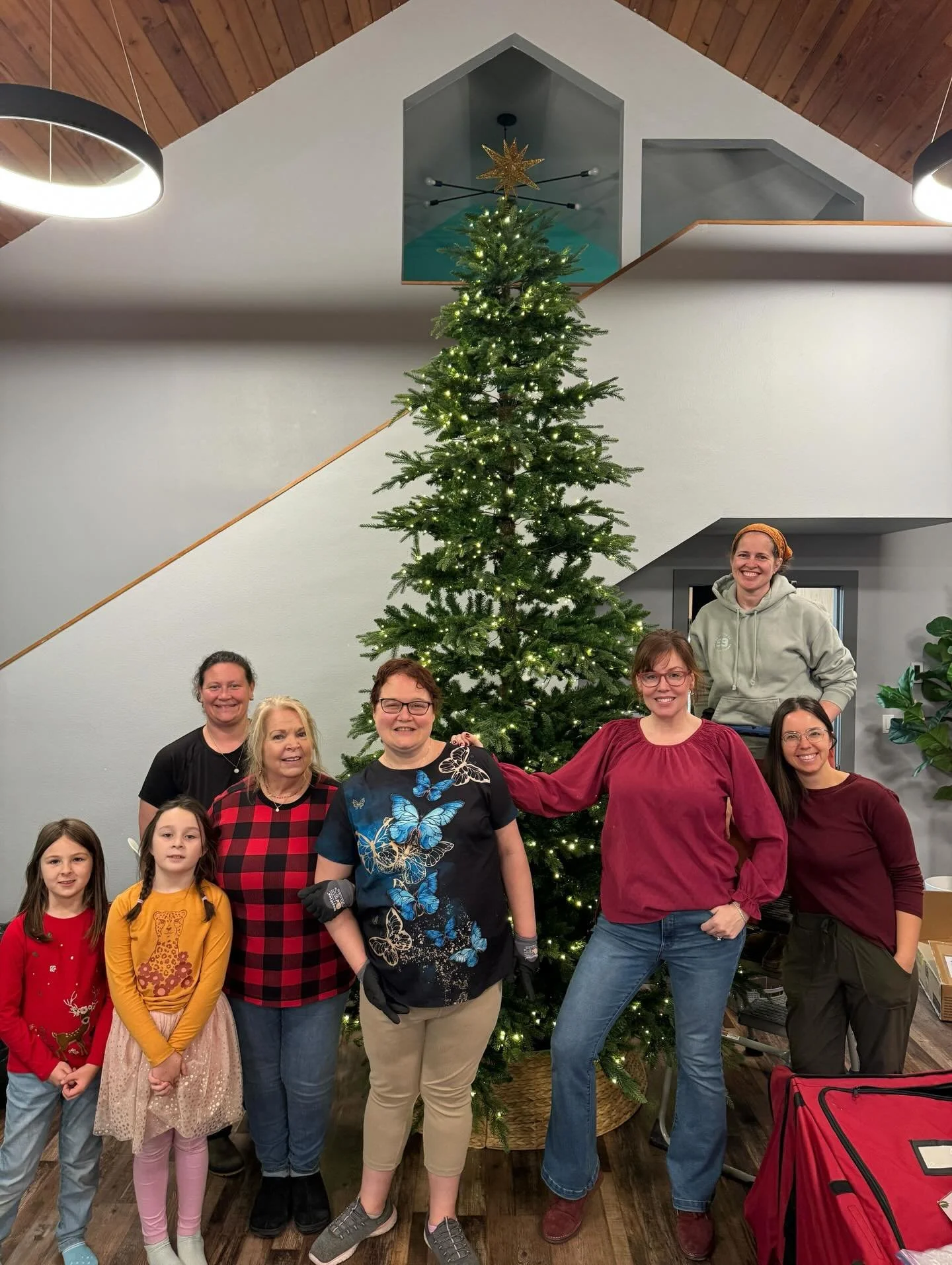 Wonderful Christmas elves have been at work at the church this week decorating the church to welcome you this Sunday! Join us at 9am or 11am as we celebrate the 2nd week of advent. 

#soundcitybiblechurch #soundcitychristmas