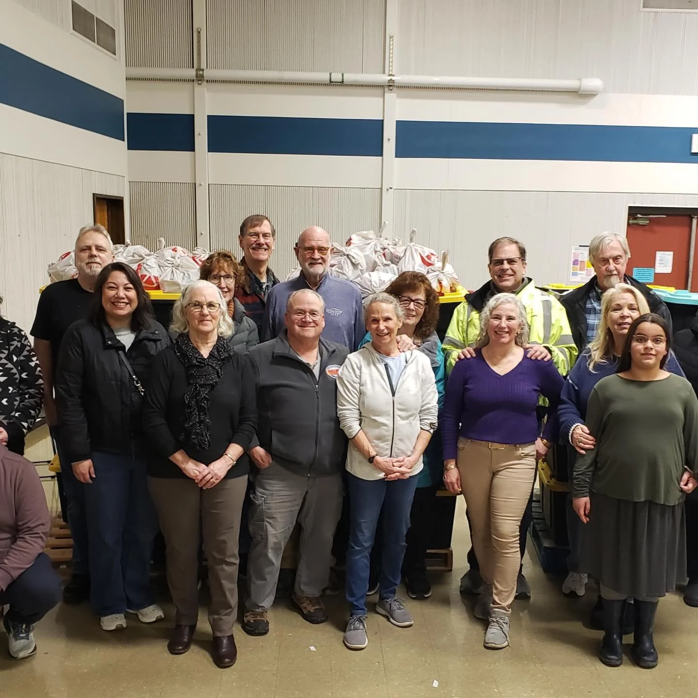 Recognize any of these folks? A group of Sound City members volunteers monthly with Nourishing Network, a nonprofit organization that provides food to underfed students and families in the Edmonds School district. There are various ways to join this 
