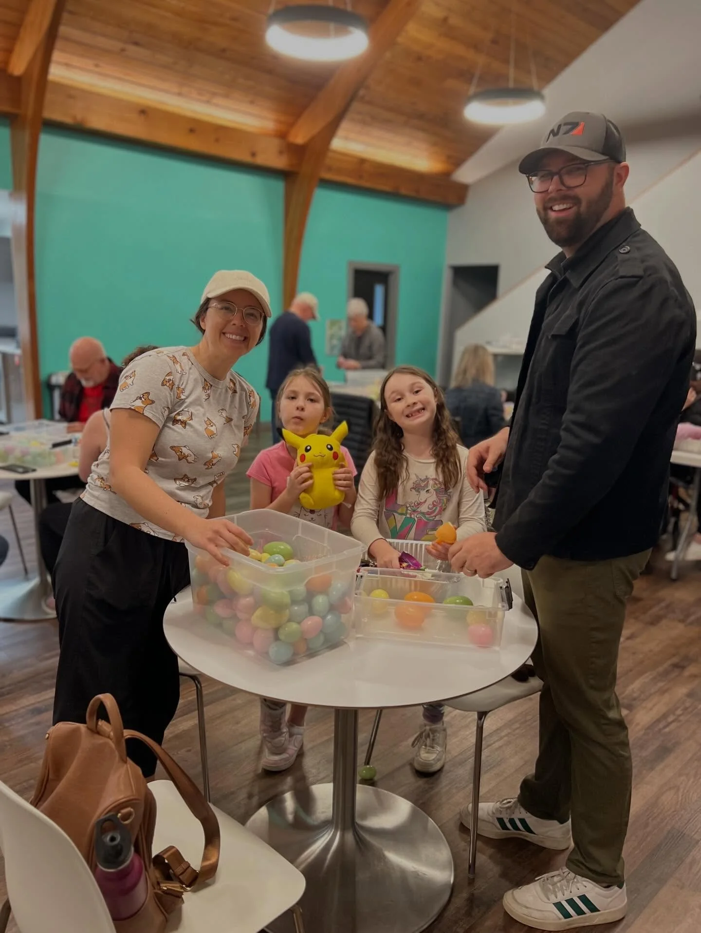 There were a bunch of happy helpers at the church today stuffing Easter eggs for the community egg hunt next Saturday. Make sure to invite your friends and neighbors out to celebrate with us!

#soundcitybiblechurch