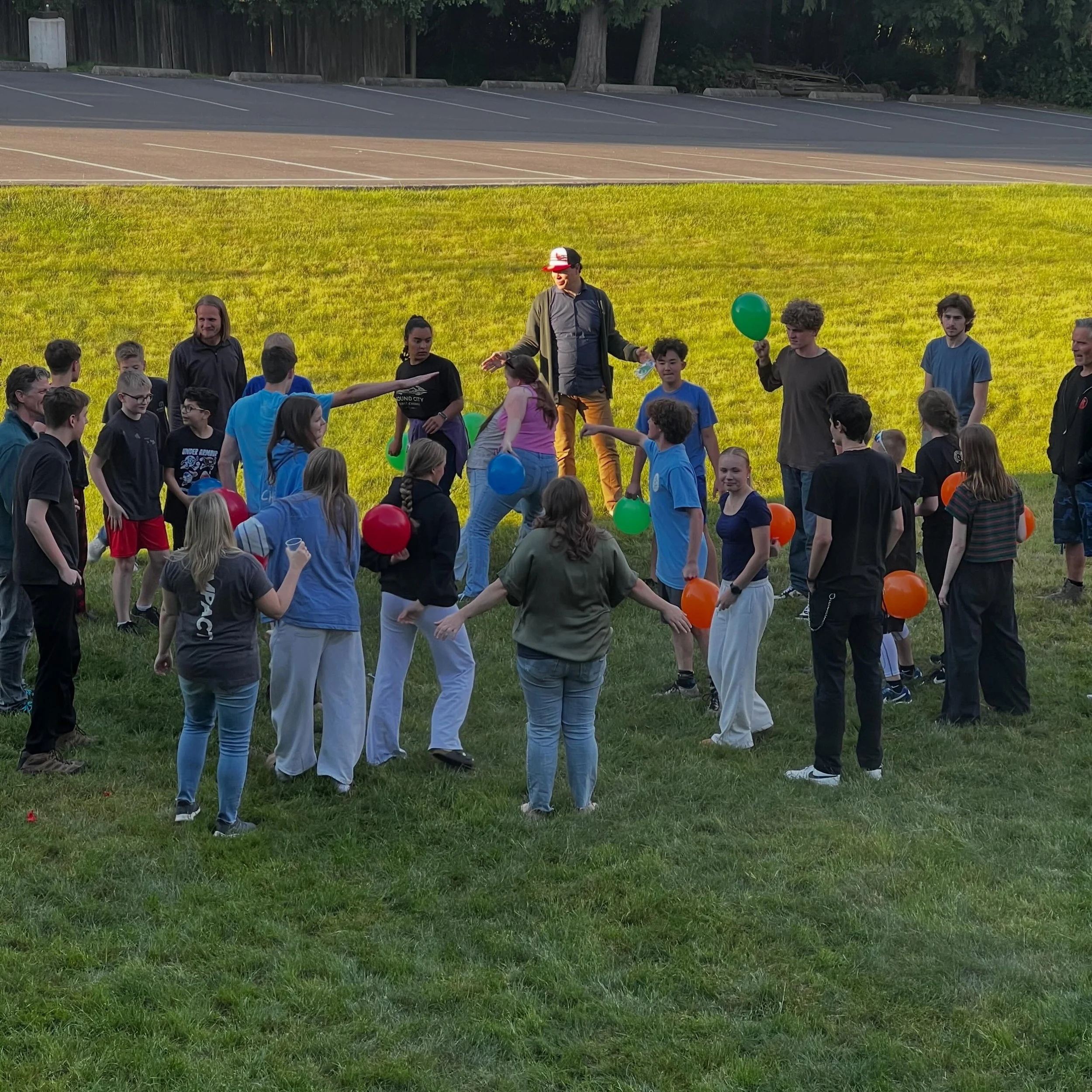 Balloon Hunger Games is a student favorite at Impact, our Tuesday night student Ministry gathering. Find out more at SCBC.do/students 

#soundcitybiblechurch #soundcitystudents