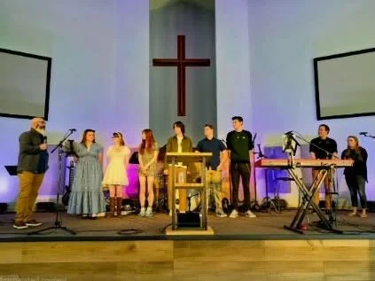 Today, we celebrated the young adults that are graduating from high school this year. Join us in praying for them as they step into adult life that the Lord Jesus would continue to guide and protect them. 

#soundcitybiblechurch