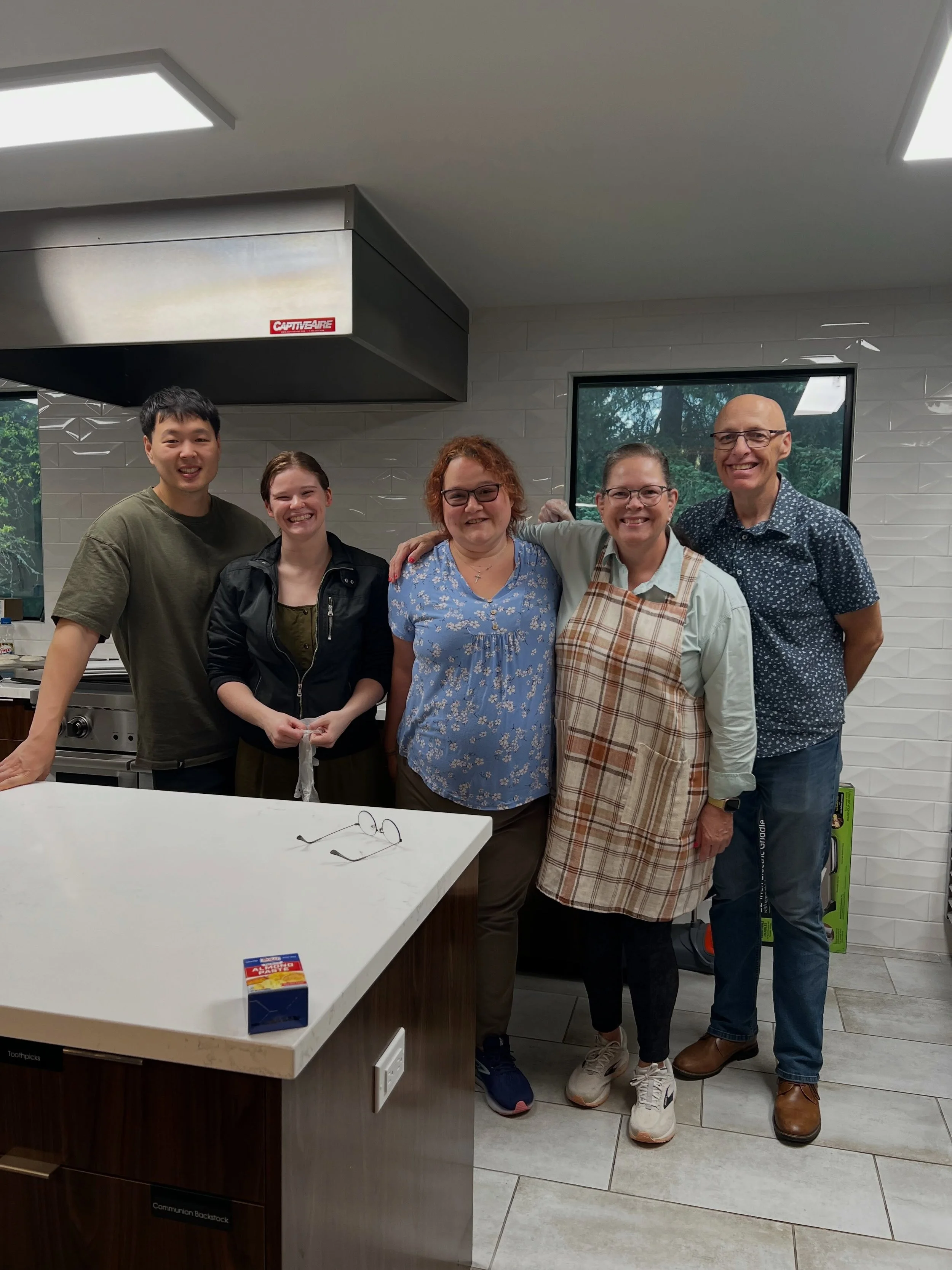 A big thank you to our hospitality and breakfast teams who make sure the coffee is hot and our serve teams are fed on Sunday mornings. 

#soundcitybiblechurch #serveteams