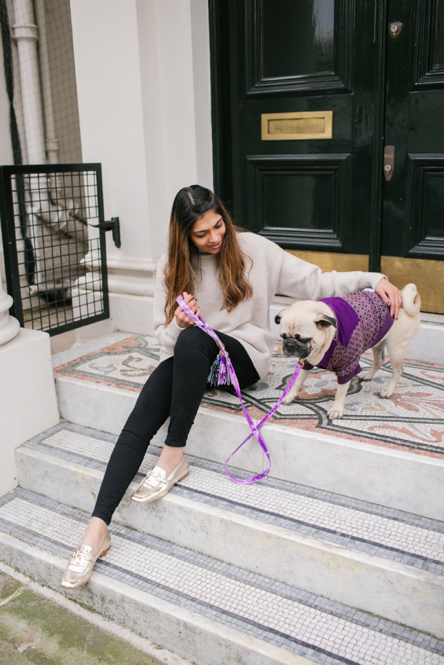 bestdogbloglondon-dogblog-london-uk-dogfashionblog-dogsinclothes-pug-puglife-dapperdogs-dogfriendly-fashionandlifestyle-londonblogger-metallicloafers-tassellead-newyork-falltrends-humanandhound-style-twinning-nottinghill-best-streetstyle-pugswag-fashioninspiration