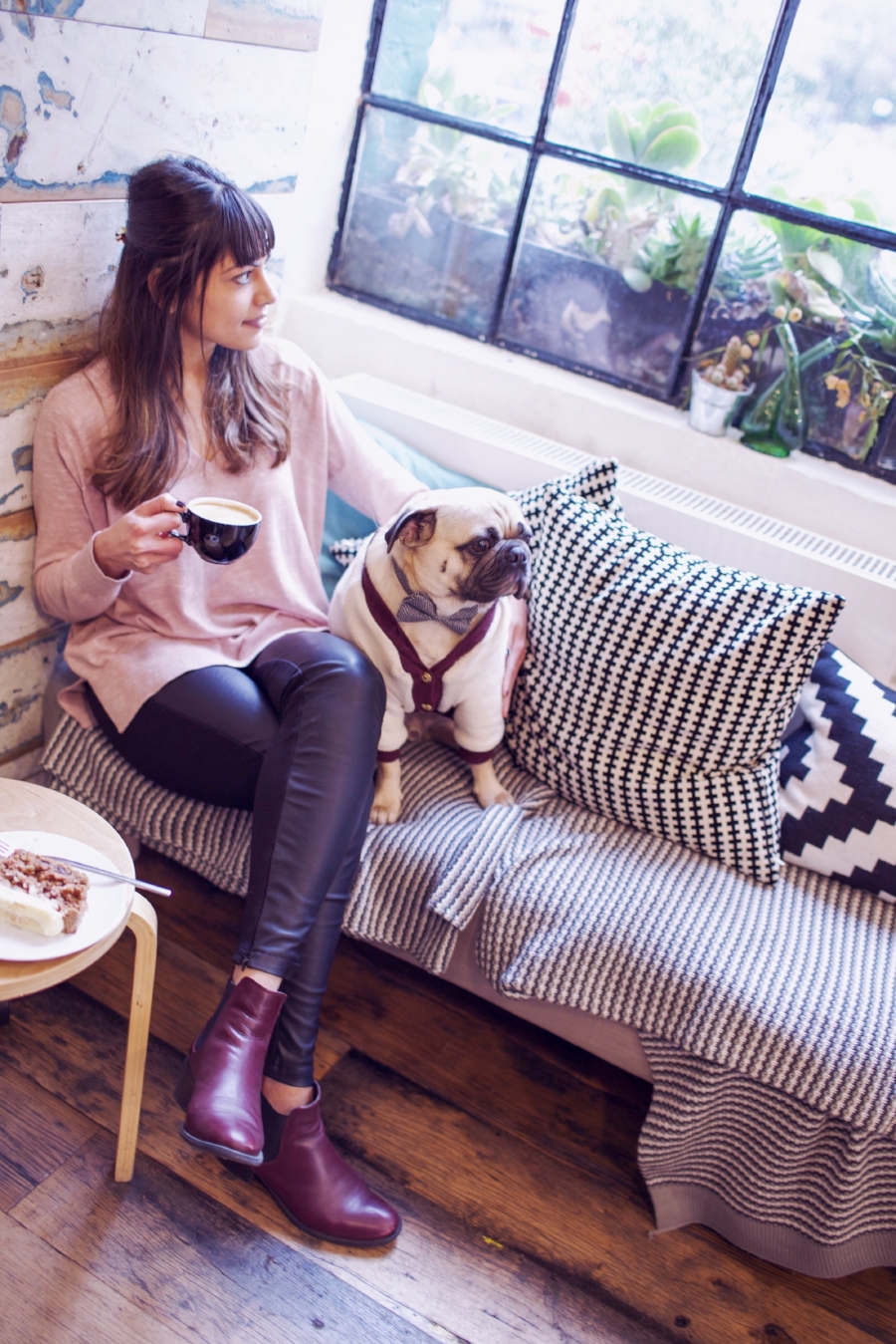 bestdogbloglondon-dogblog-dogfashionblog-bestdogfashionblog-petfashion-pugswag-dogfriendly-coffeeshops-londoncoffeeshops-hejcoffee-lifestyle-cozycoffeeshop-humanandhound-thingstodowithyourdoginlondon-dogfriendlycoffeeshoplondon-petstyleblog