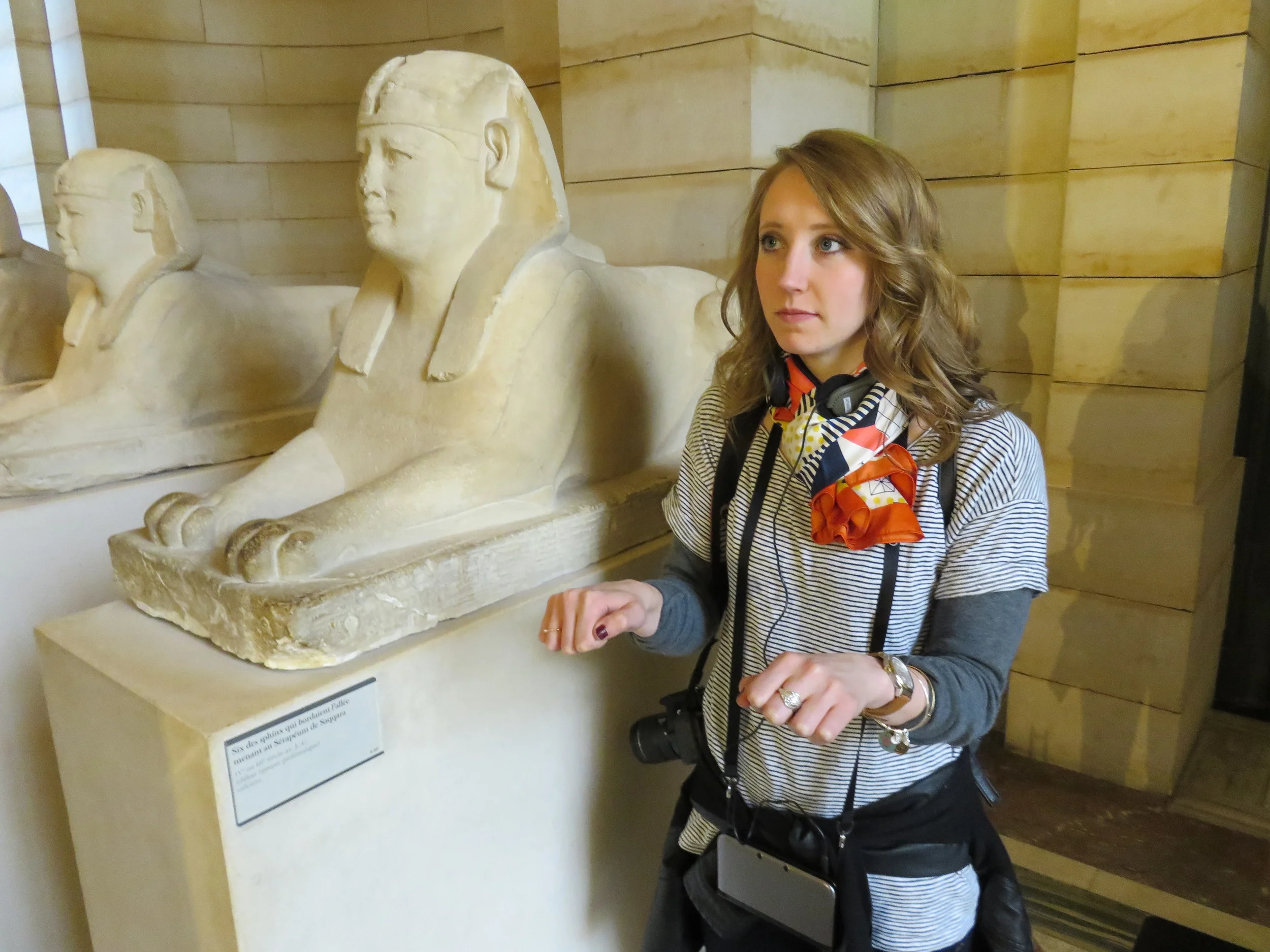 Elizabeth becoming one with the sphinx