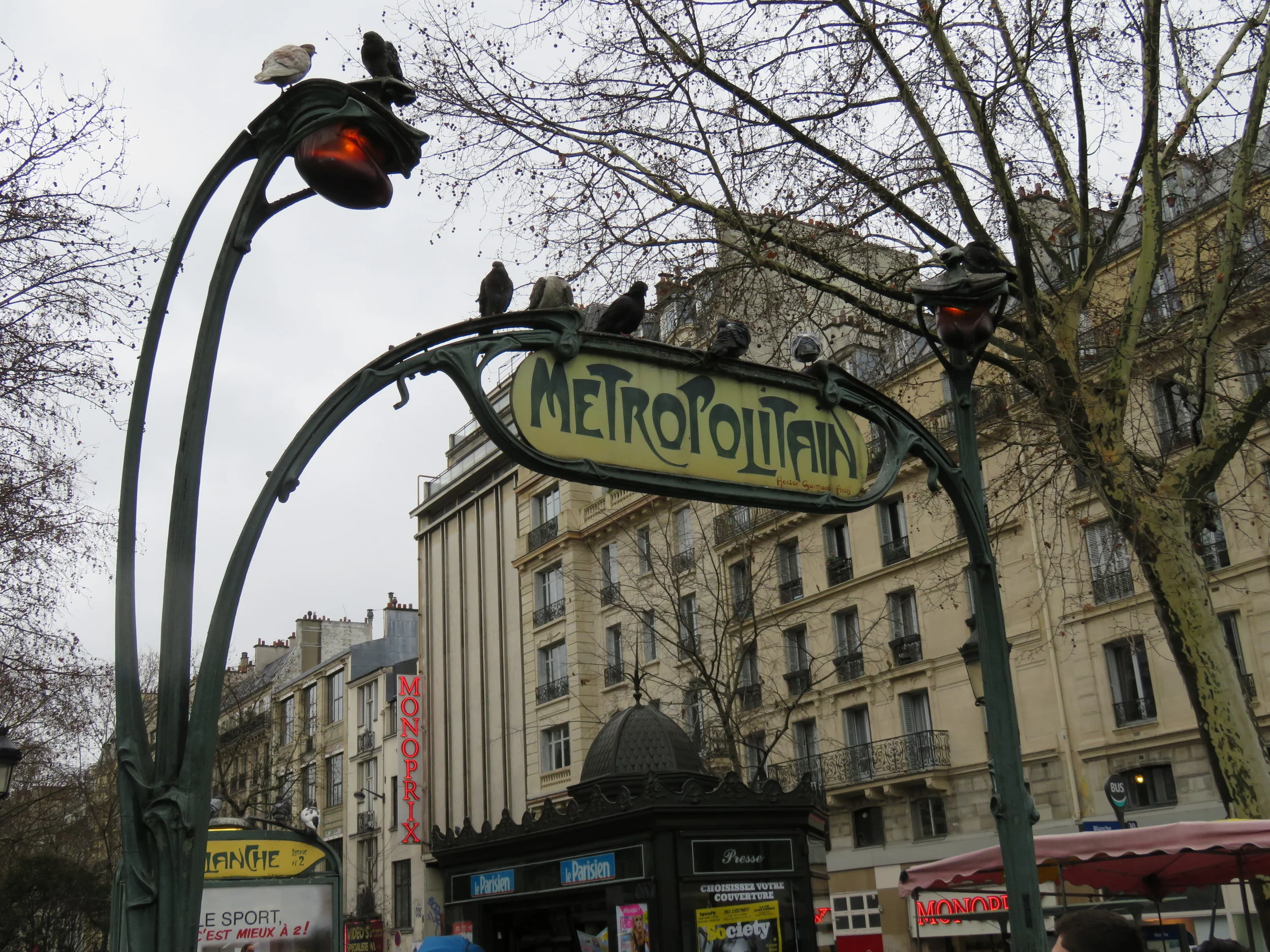 Make sure to buy your metro tickets from the attendants
